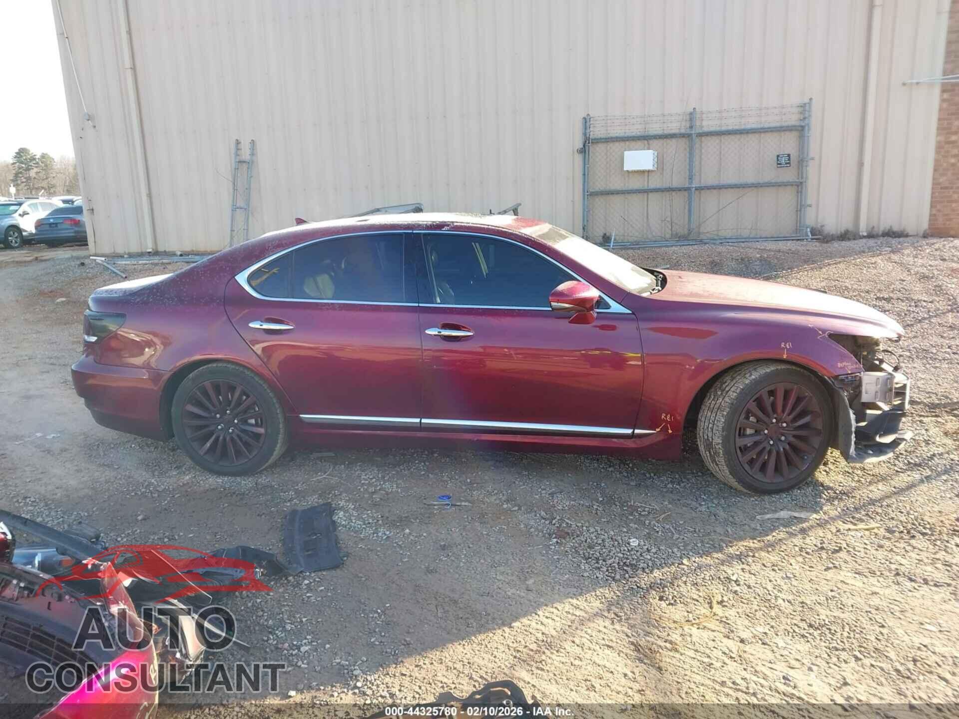 LEXUS LS 460 2013 - JTHBL5EF3D5121560