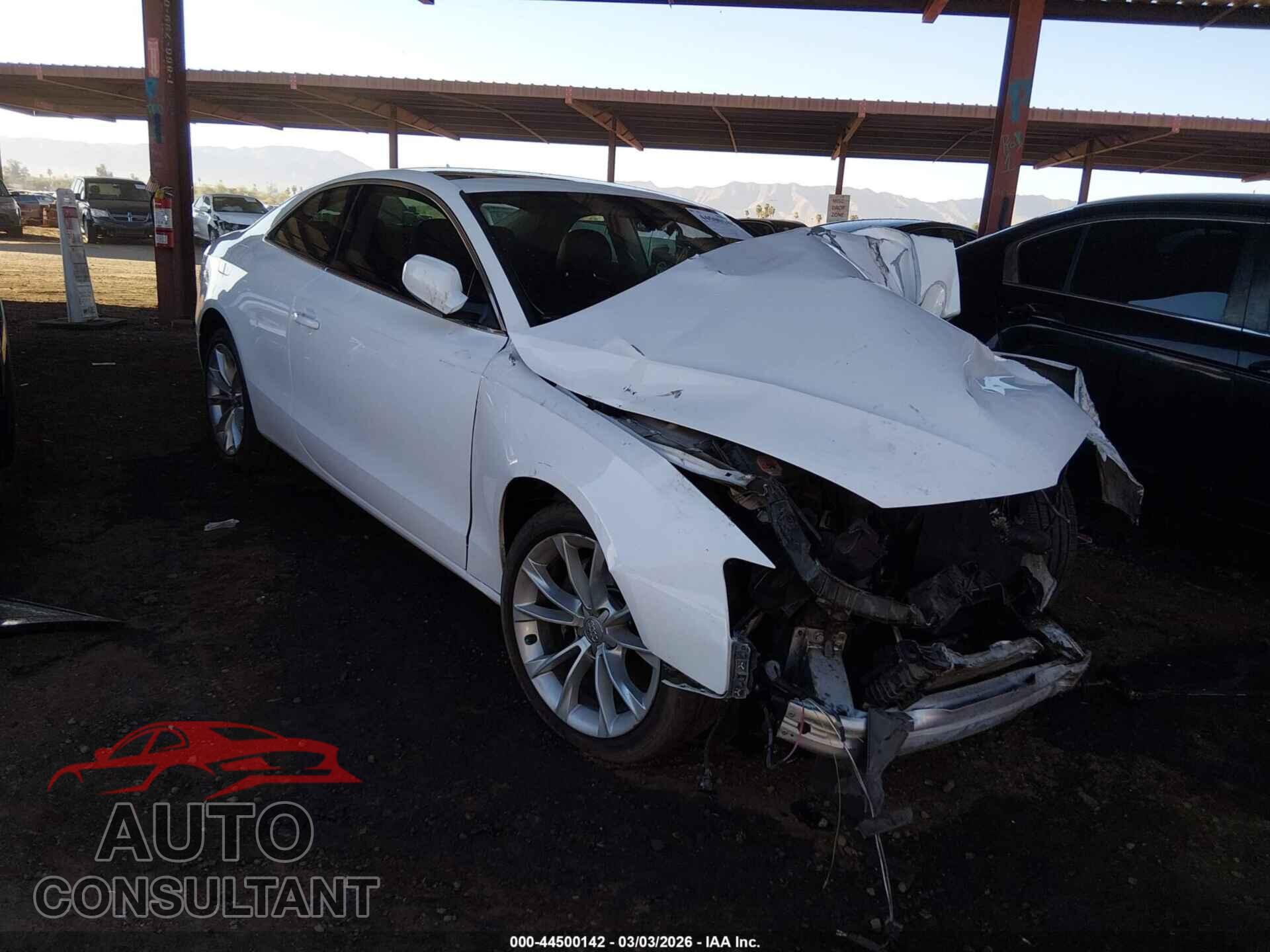 AUDI A5 2014 - WAUCFAFR8EA063885