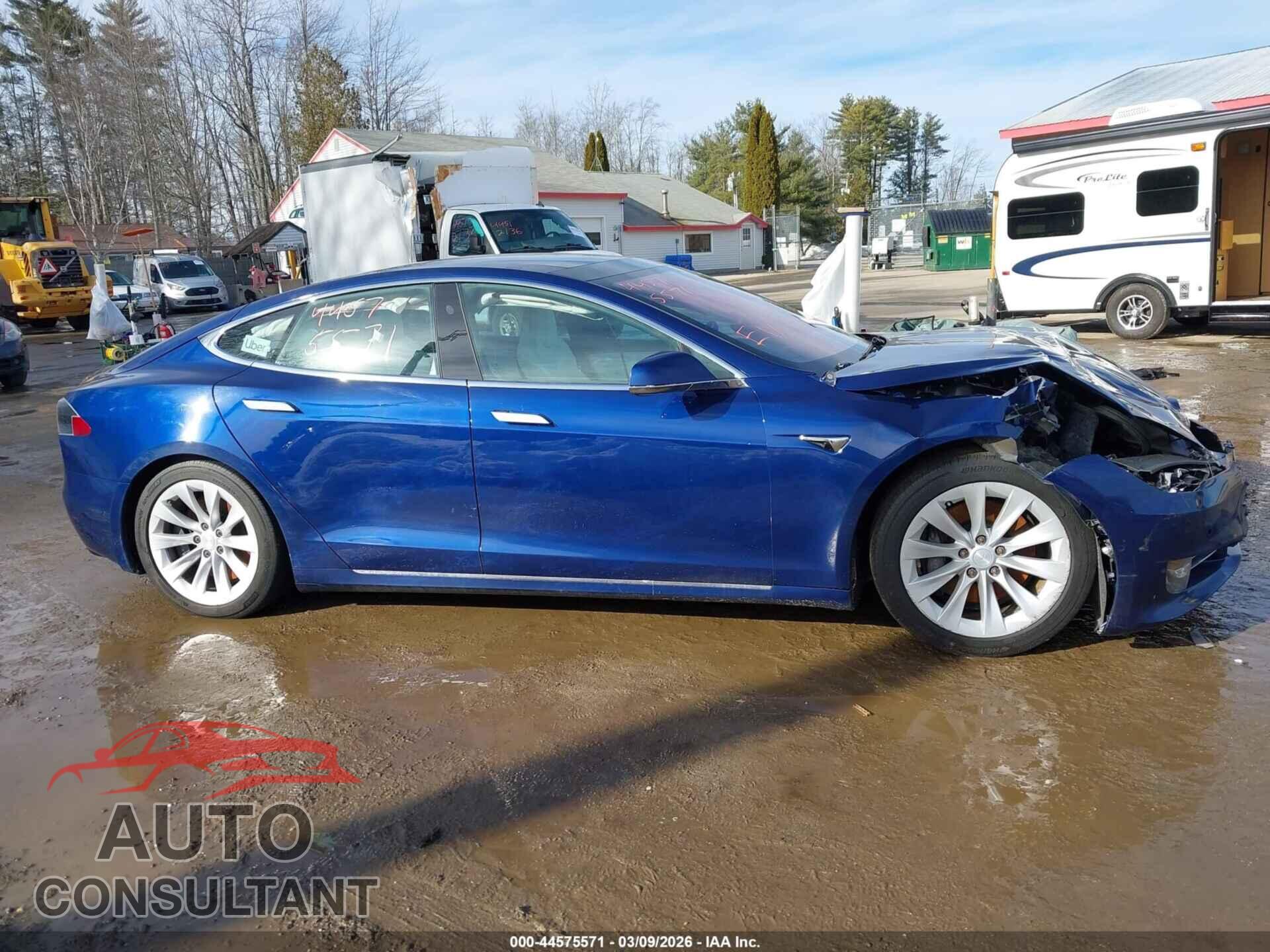 TESLA MODEL S 2017 - 5YJSA1E23HF219800