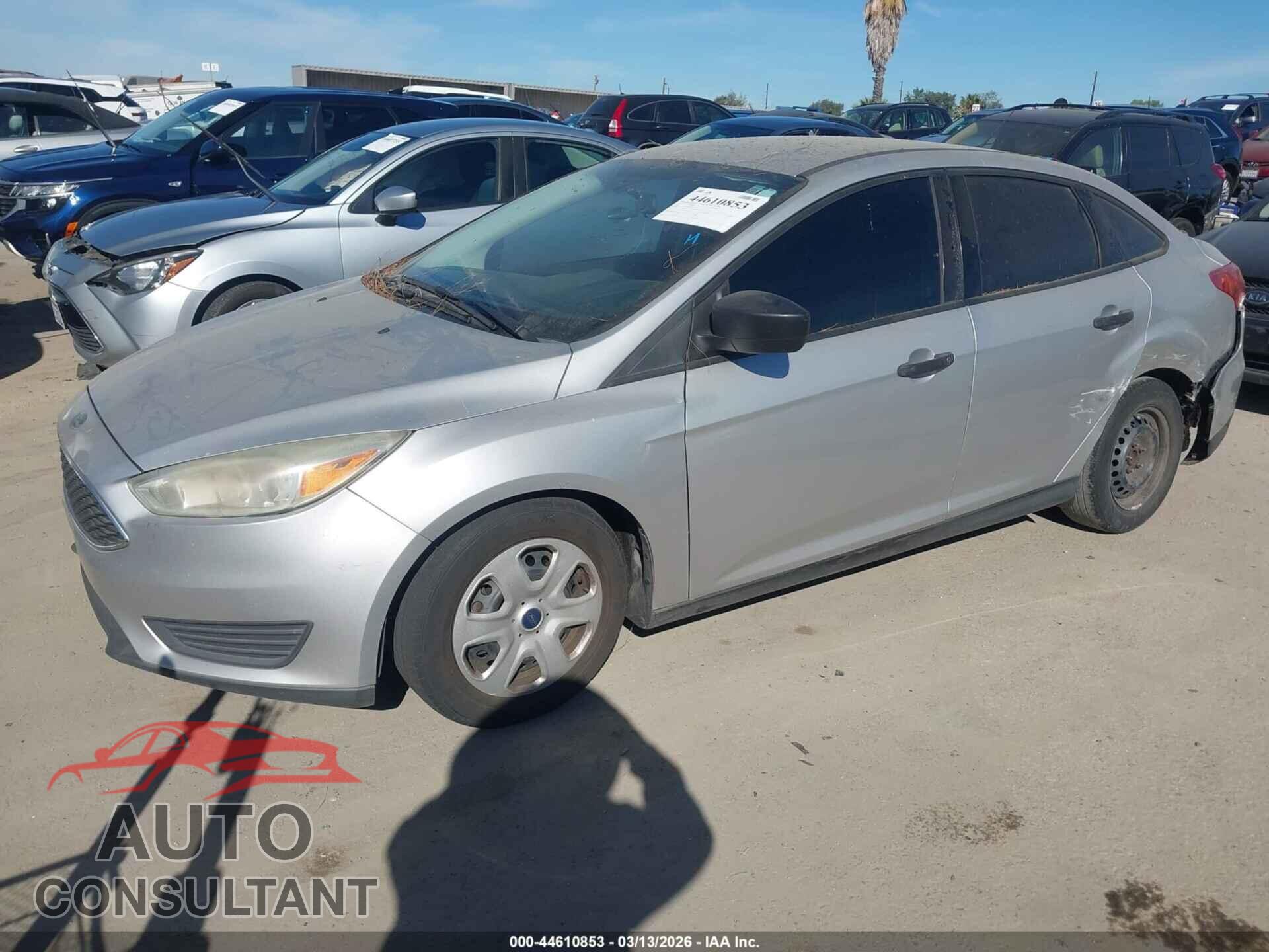 FORD FOCUS 2015 - 1FADP3E26FL326083