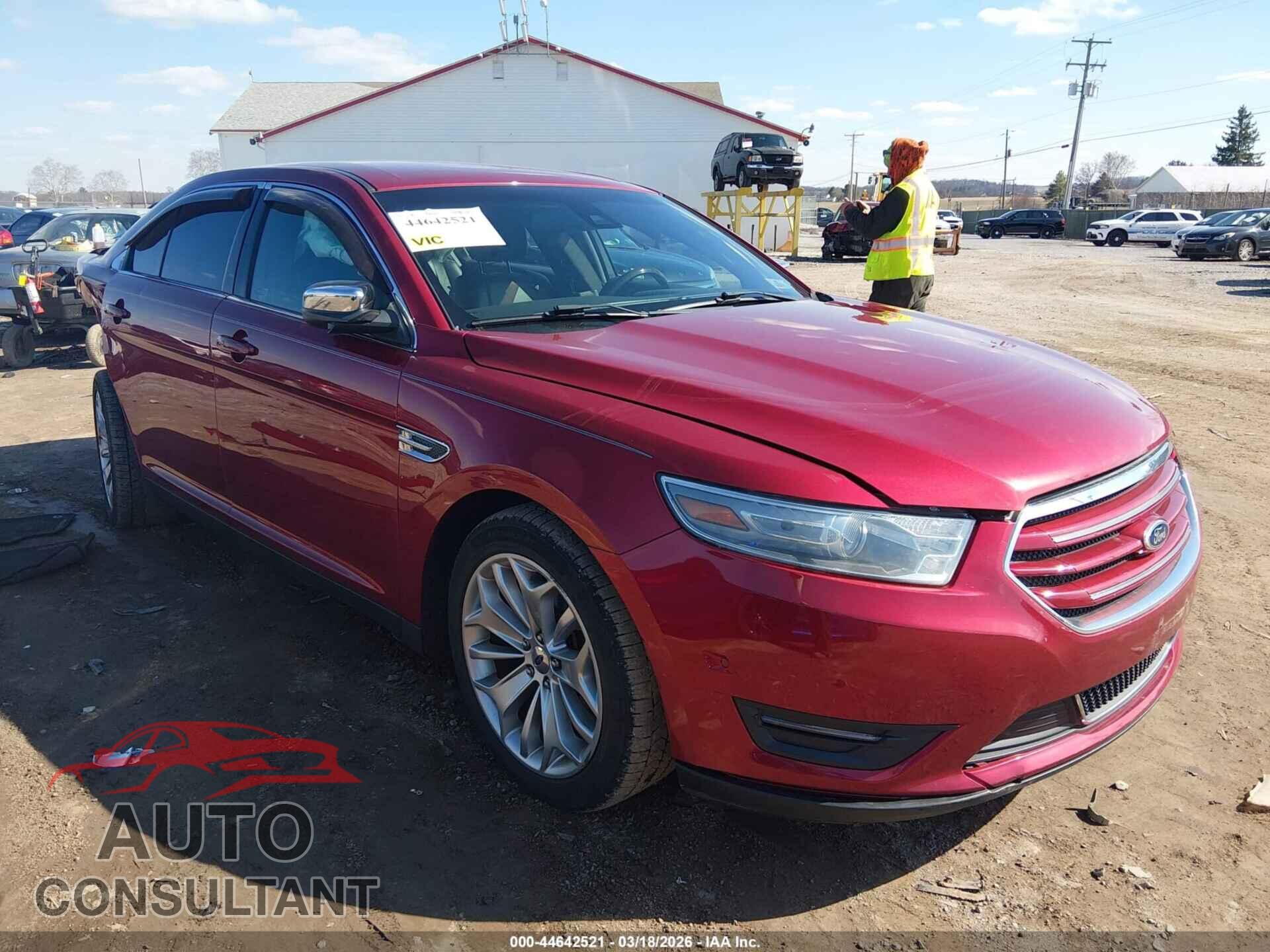 FORD TAURUS 2013 - 1FAHP2F85DG211513