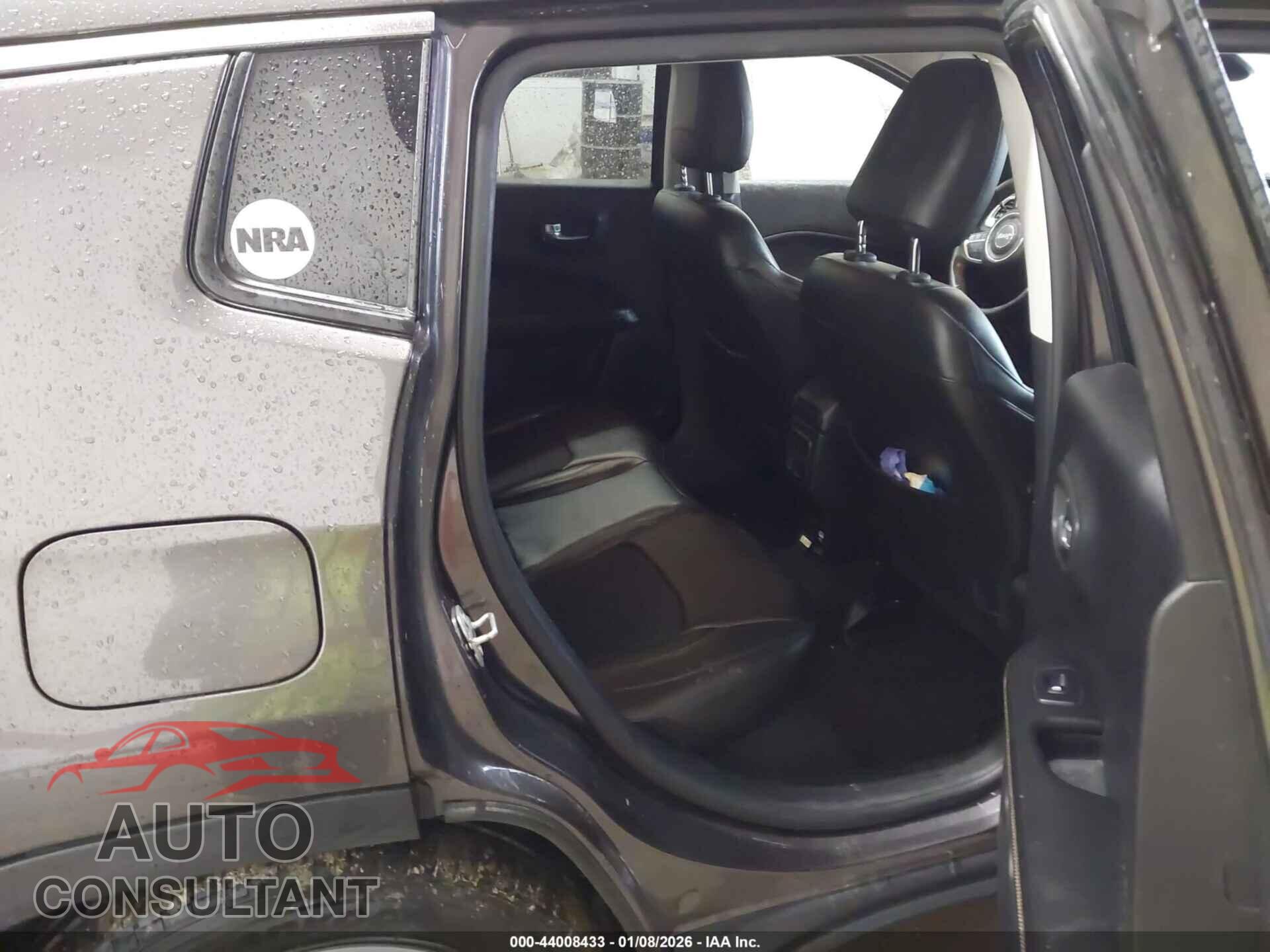 JEEP COMPASS 2018 - 3C4NJCBB0JT309152