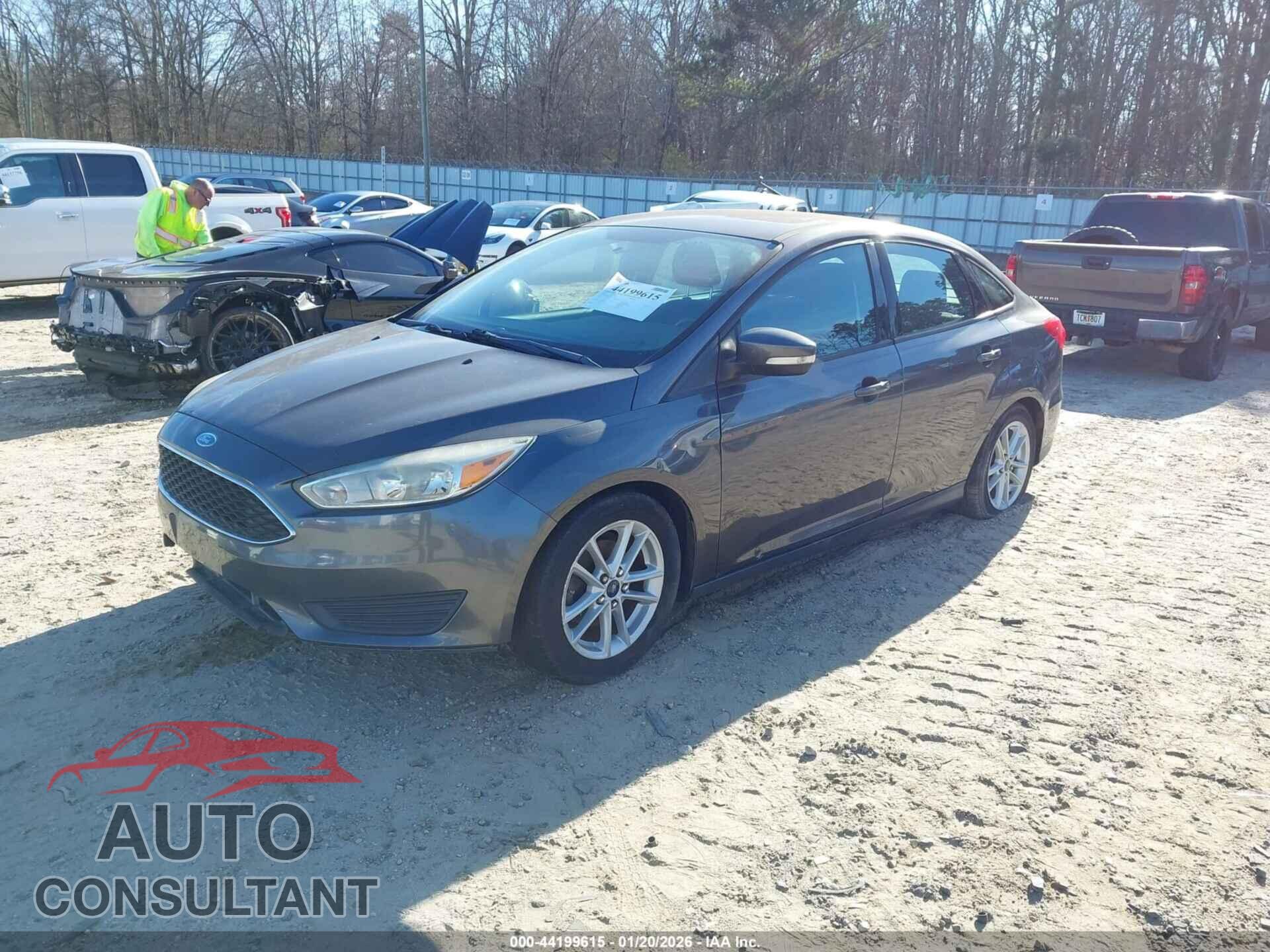 FORD FOCUS 2015 - 1FADP3F21FL227539