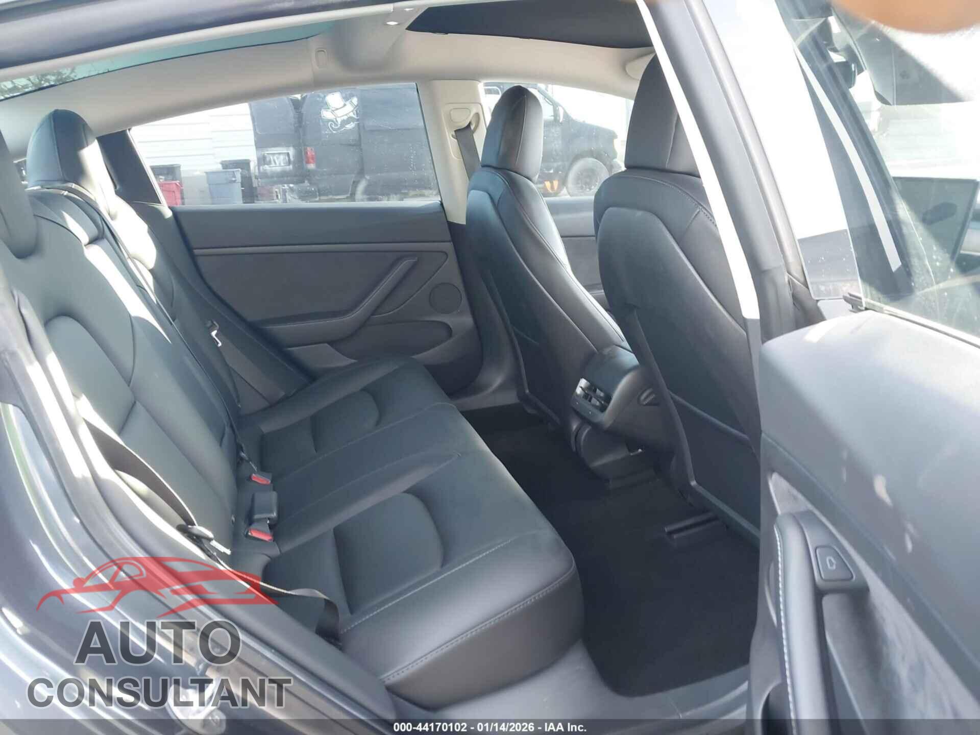 TESLA MODEL 3 2021 - 5YJ3E1EA3MF026704