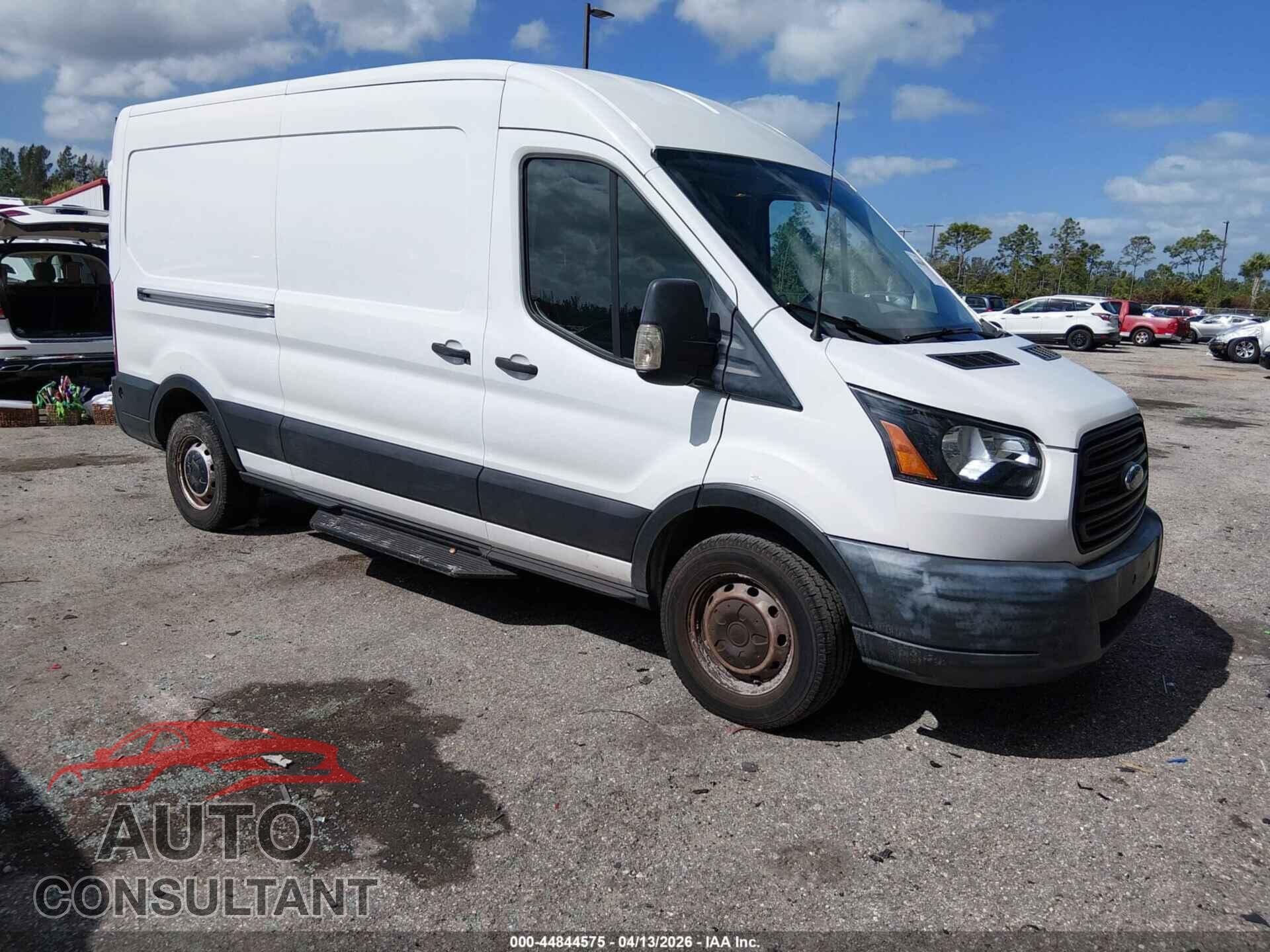 FORD TRANSIT-150 2019 - 1FTYE2CM0KKB61762