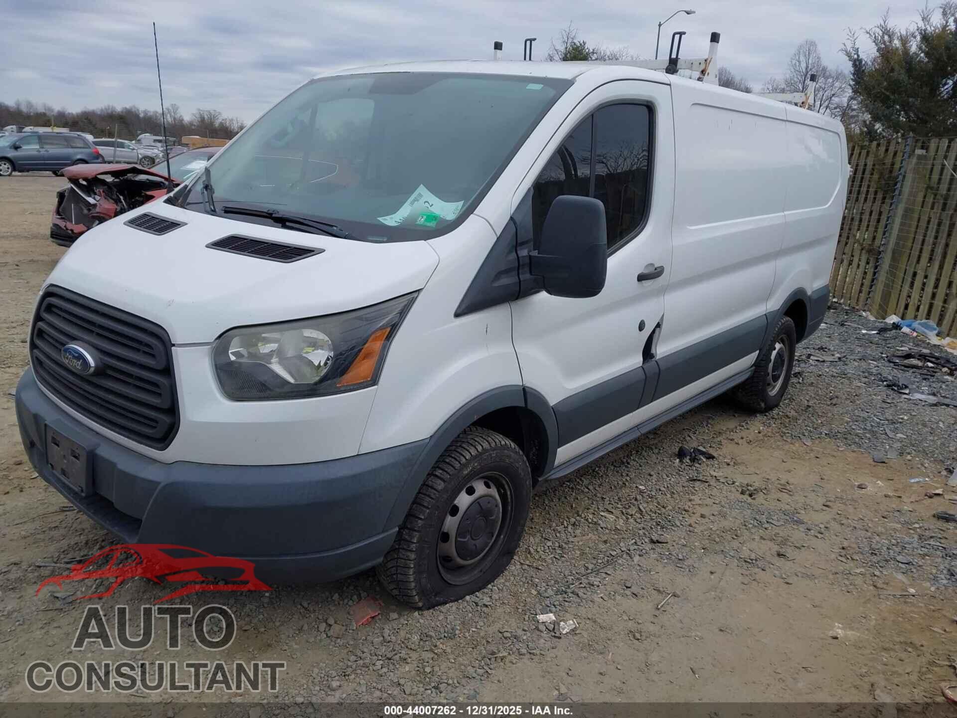 FORD TRANSIT-250 2015 - 1FTNR1ZM3FKB07385