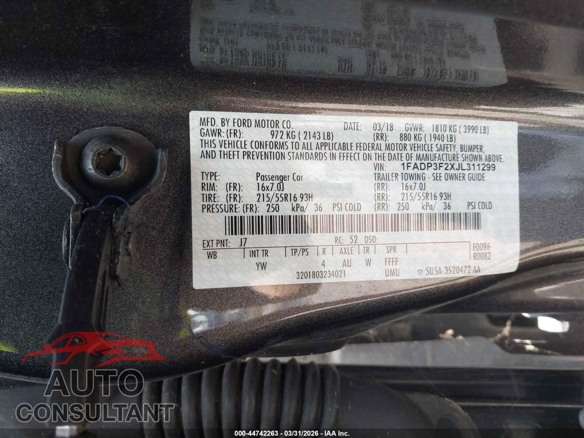FORD FOCUS 2018 - 1FADP3F2XJL311299