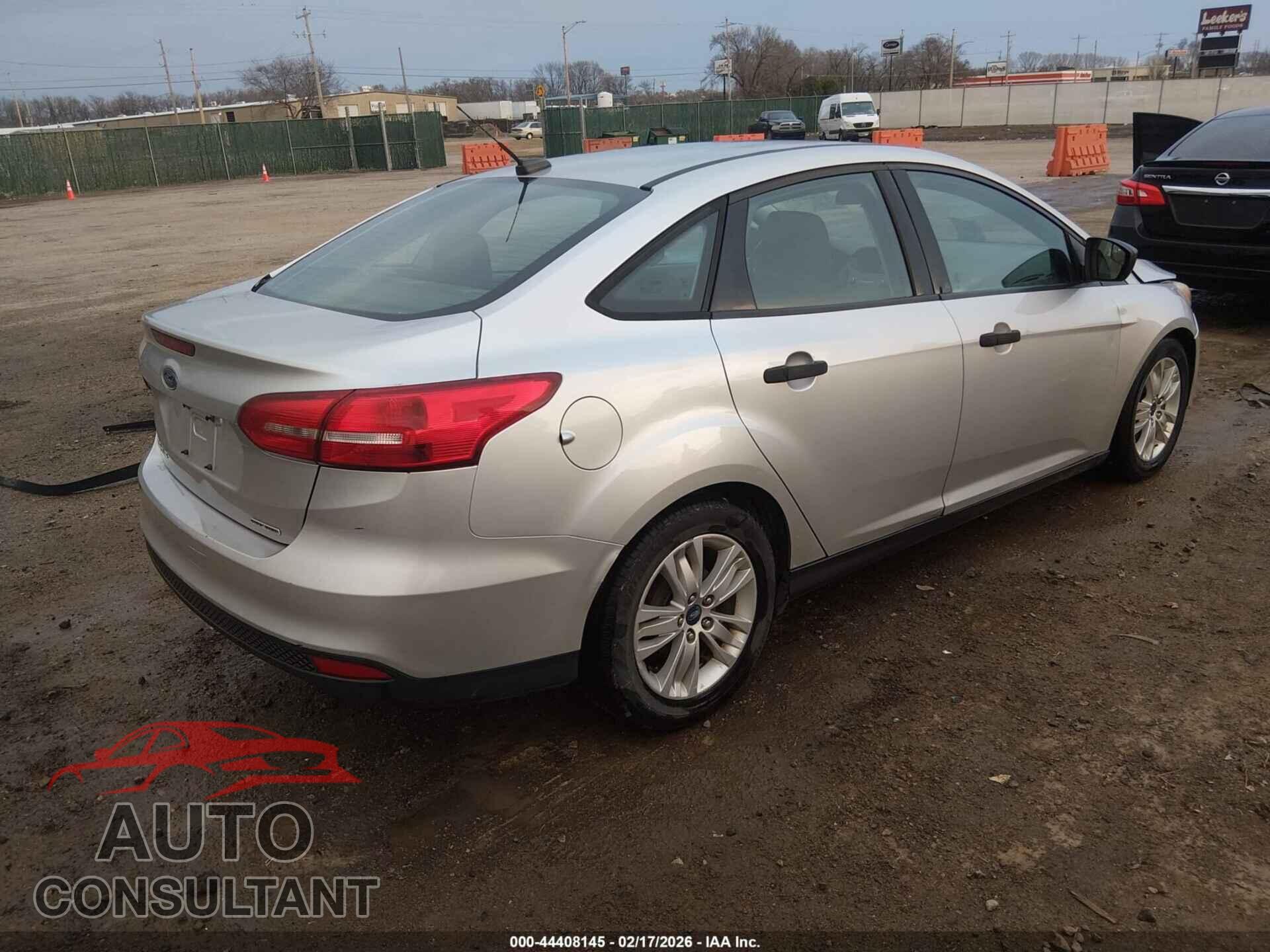 FORD FOCUS 2015 - 1FADP3E2XFL269192