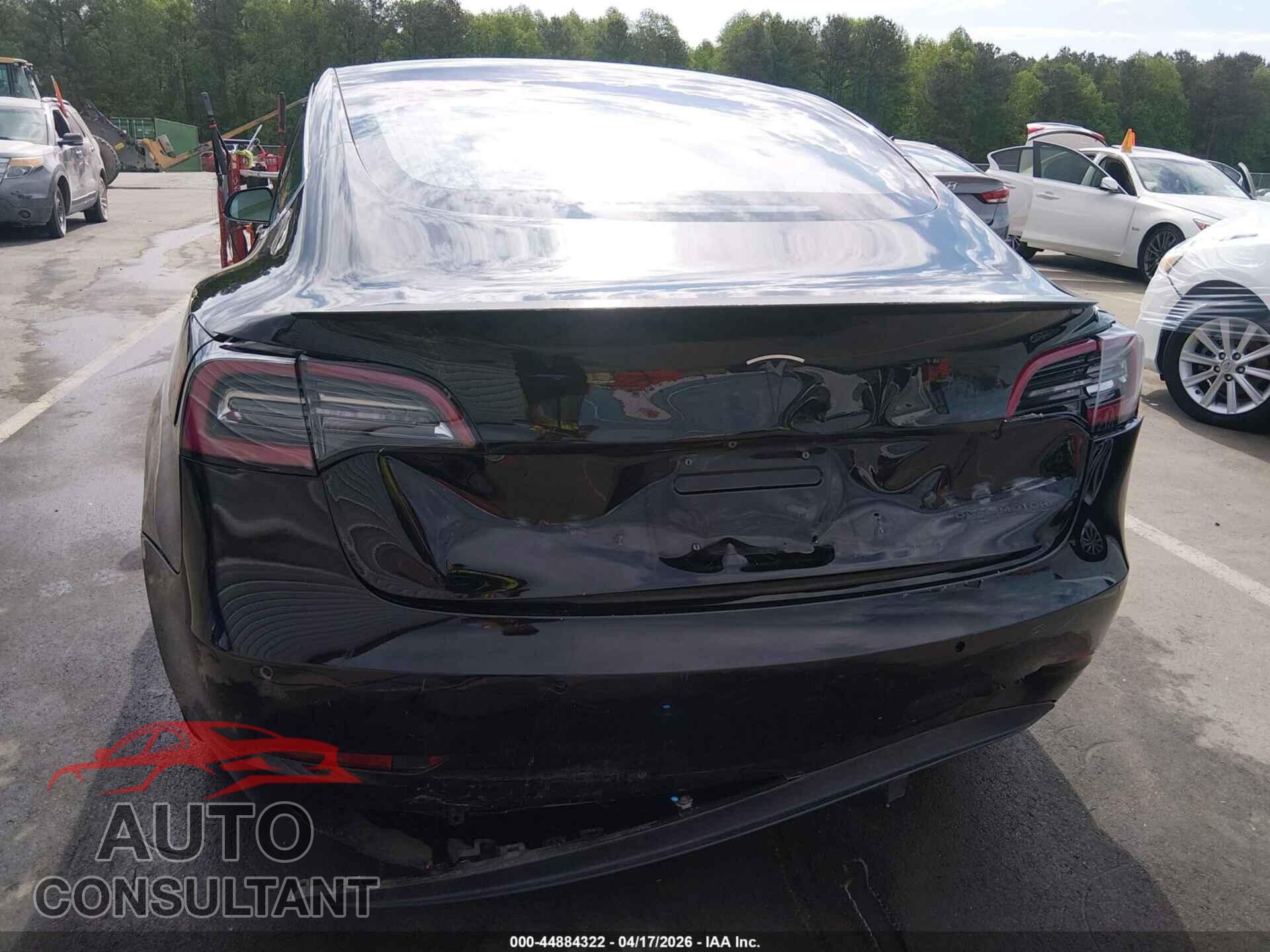 TESLA MODEL 3 2018 - 5YJ3E1EB7JF082309