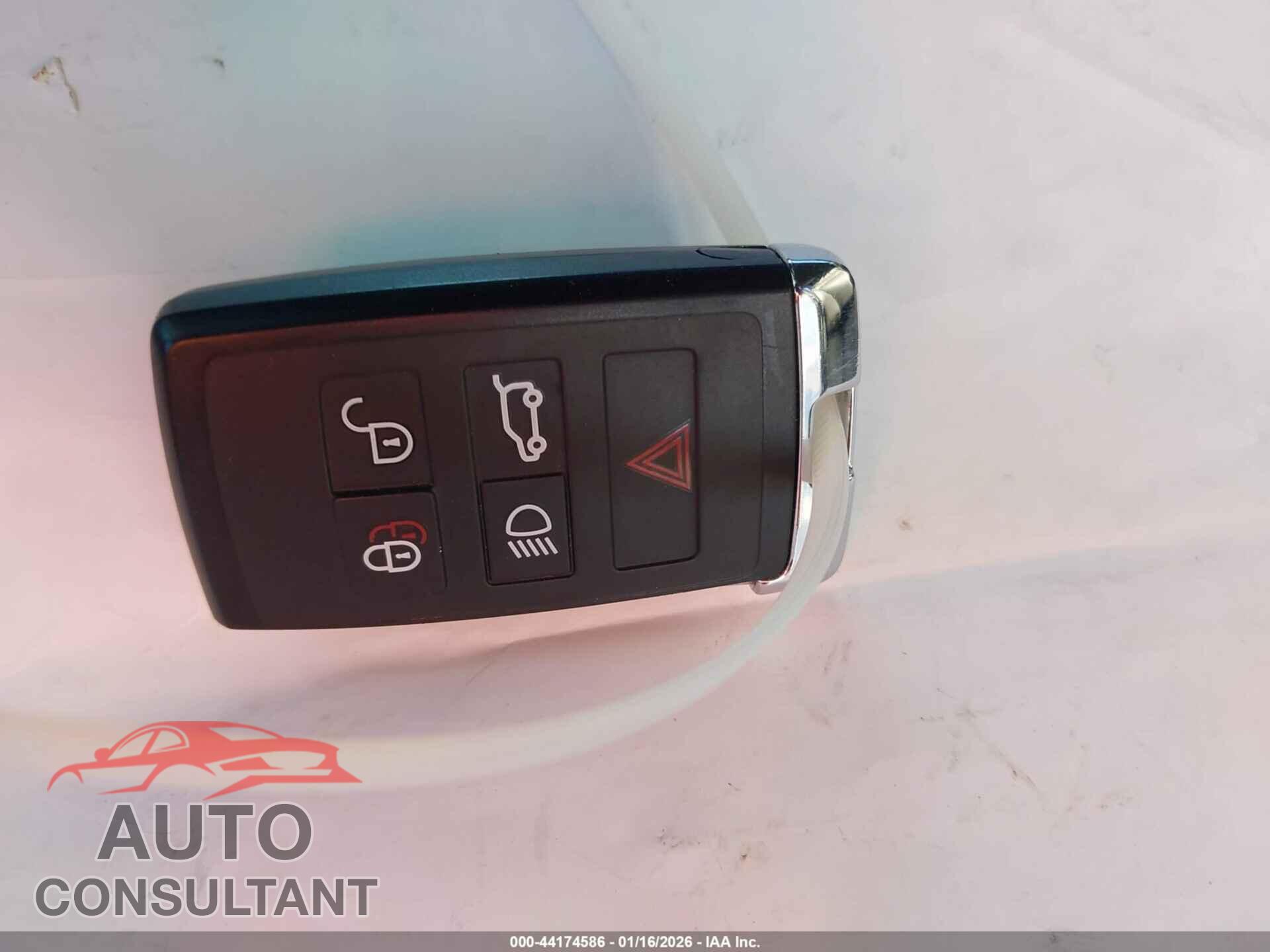 LAND ROVER RANGE ROVER 2018 - SALGS2SV2JA515180