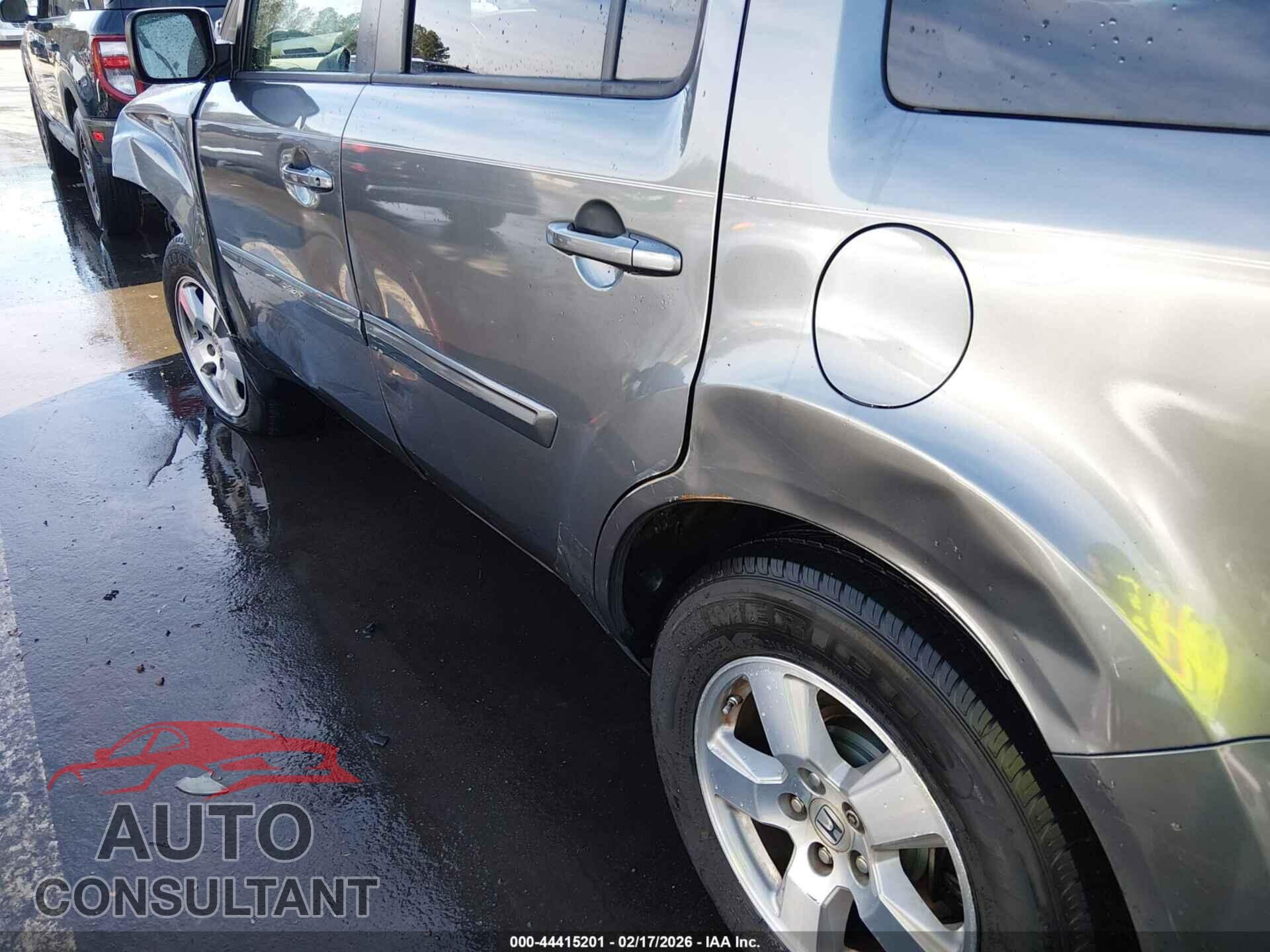 HONDA PILOT 2011 - 5FNYF3H55BB028769