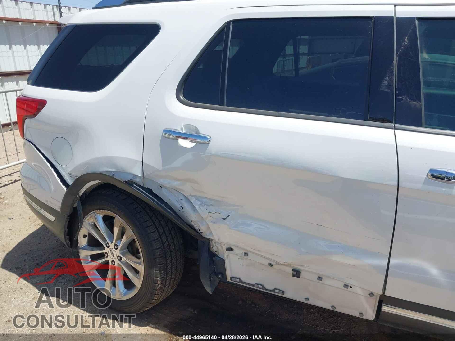 FORD EXPLORER 2018 - 1FM5K7F84JGB88757