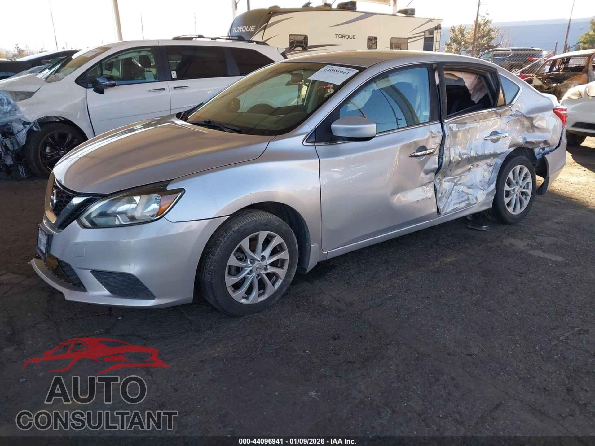 NISSAN SENTRA 2019 - 3N1AB7AP3KL622815