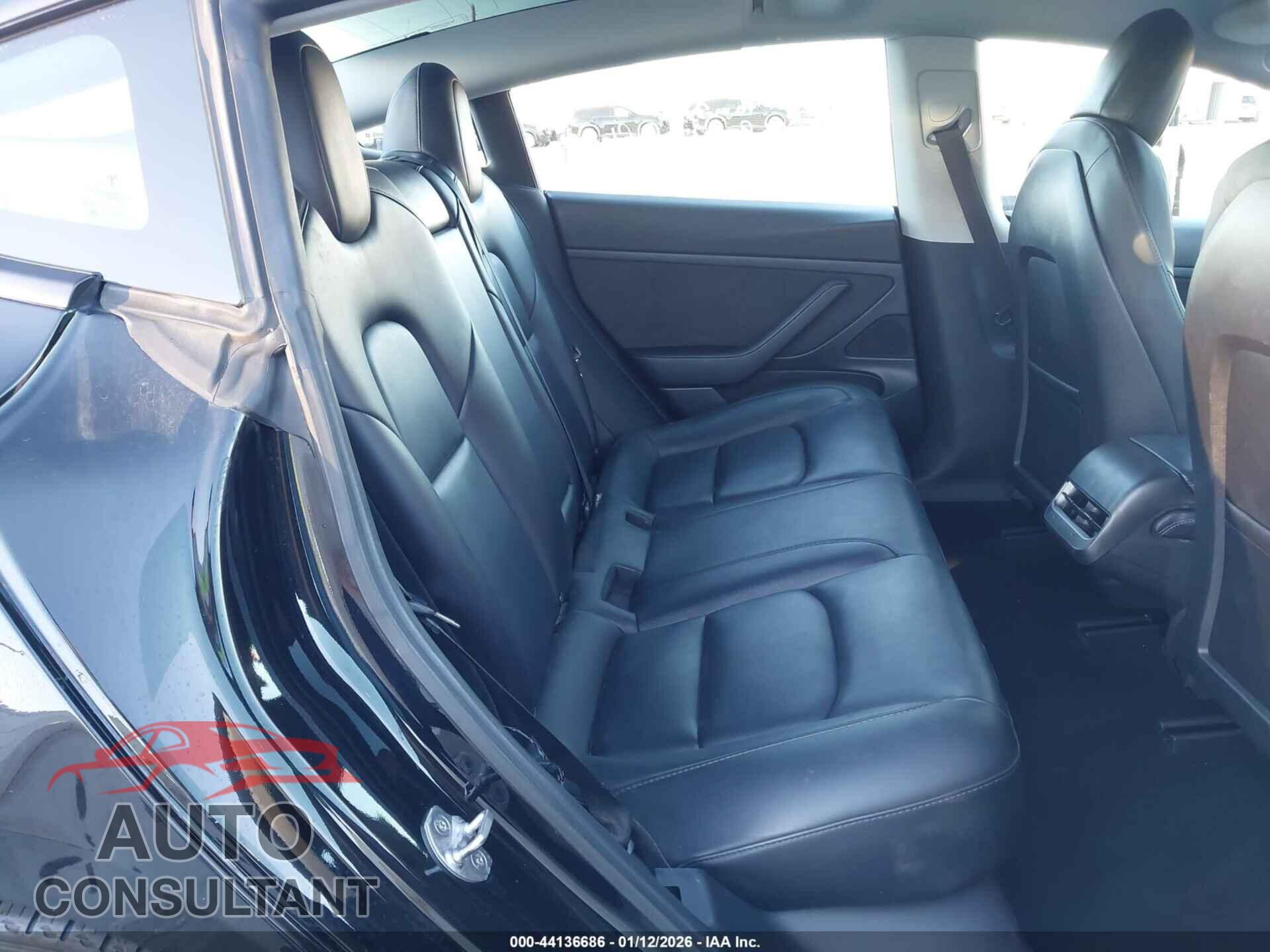 TESLA MODEL 3 2021 - 5YJ3E1EA0MF939968