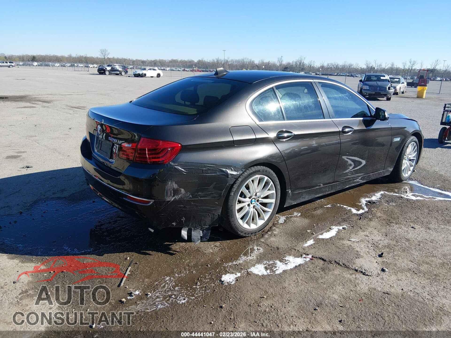 BMW 528I 2015 - WBA5A5C59FD524642