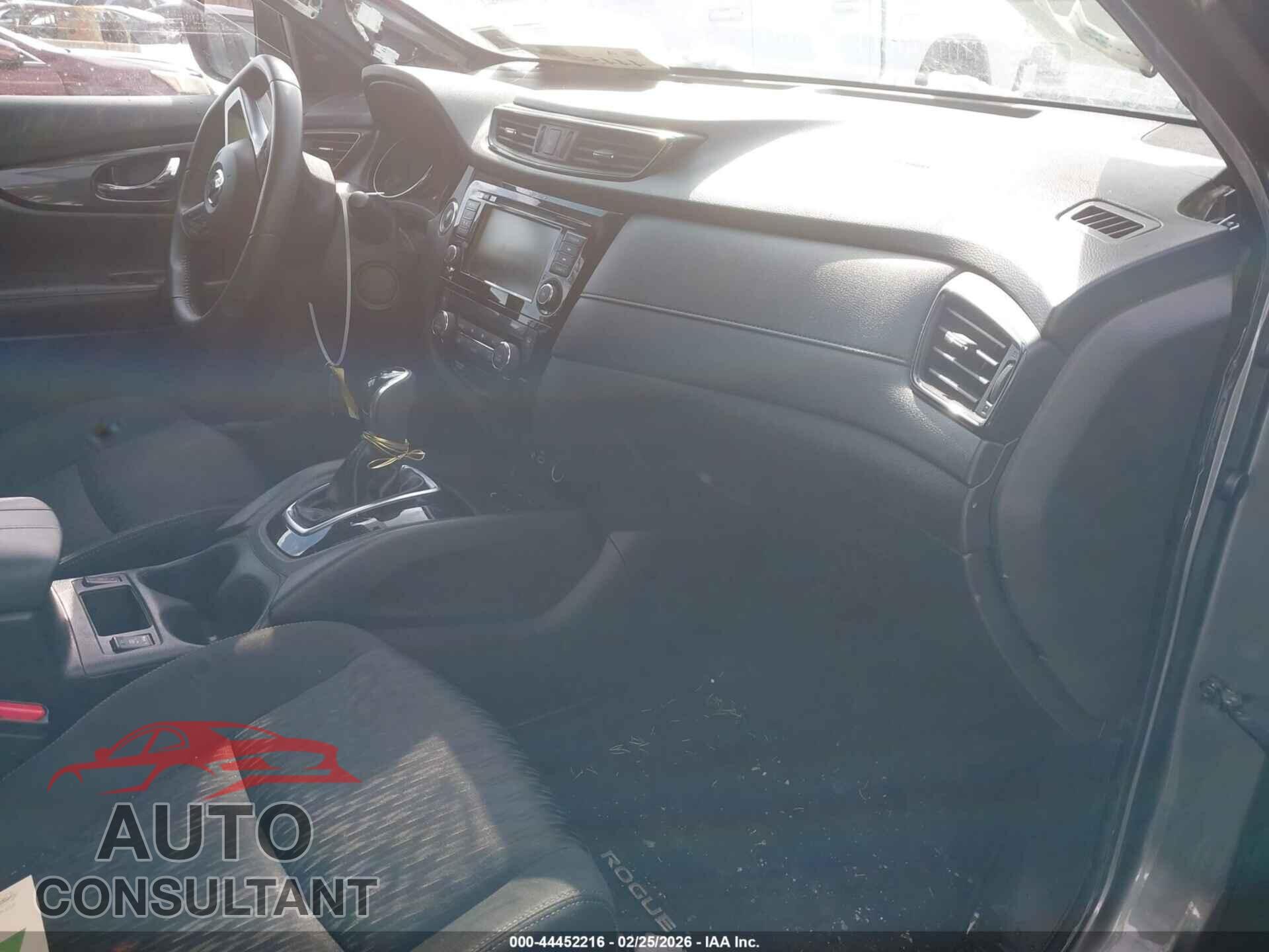 NISSAN ROGUE 2020 - KNMAT2MVXLP531294