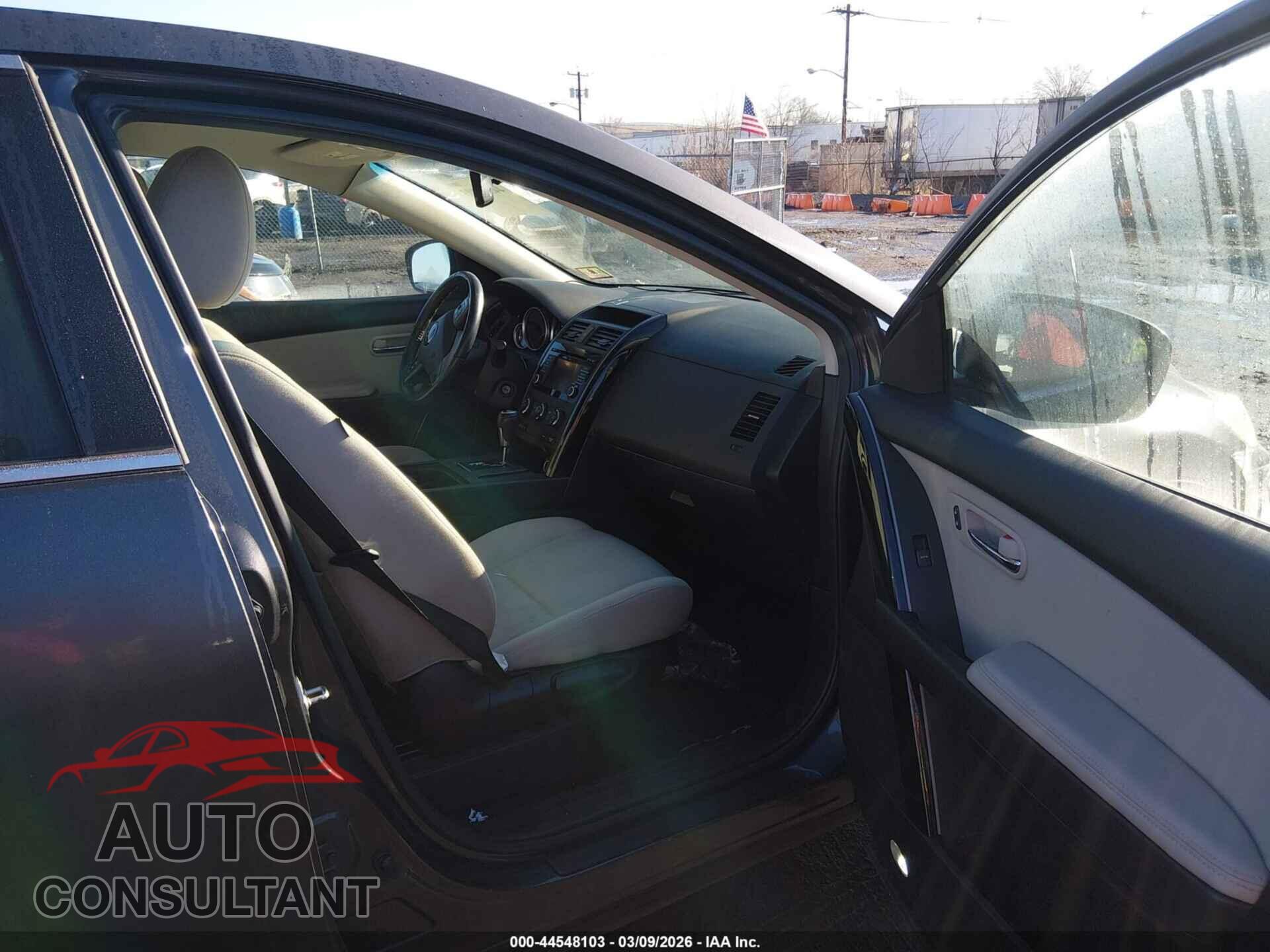 MAZDA CX-9 2013 - JM3TB2BV8D0404334