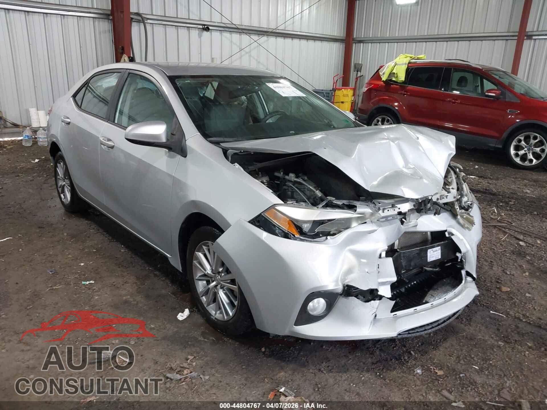 TOYOTA COROLLA 2015 - 5YFBURHE8FP308887
