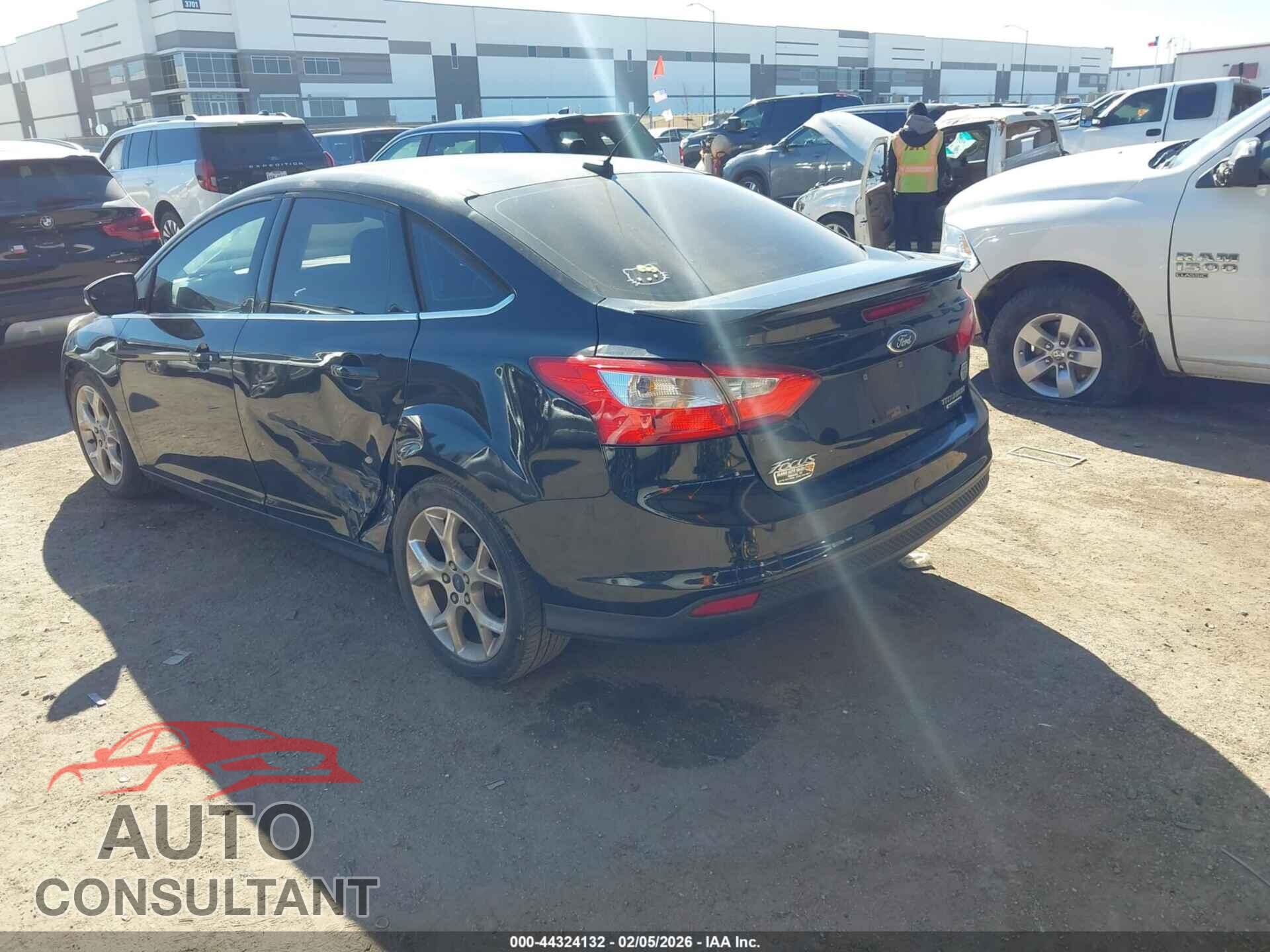 FORD FOCUS 2014 - 1FADP3J25EL236220