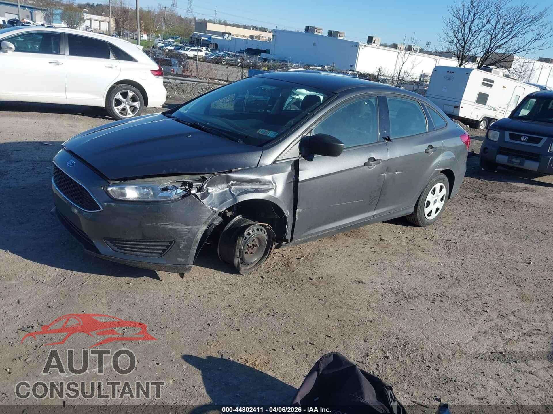 FORD FOCUS 2017 - 1FADP3E20HL336143