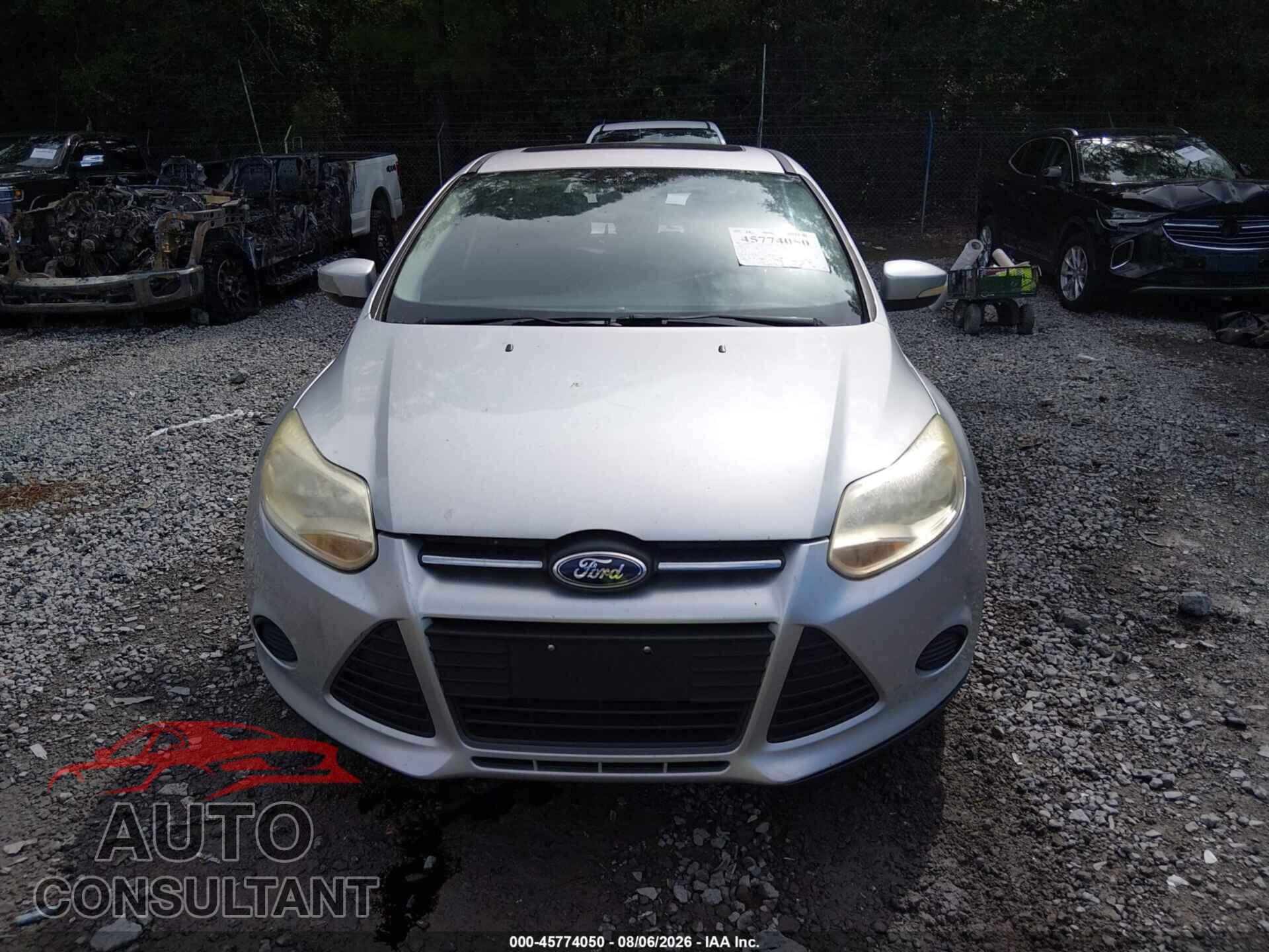 FORD FOCUS 2013 - 1FADP3F2XDL135357