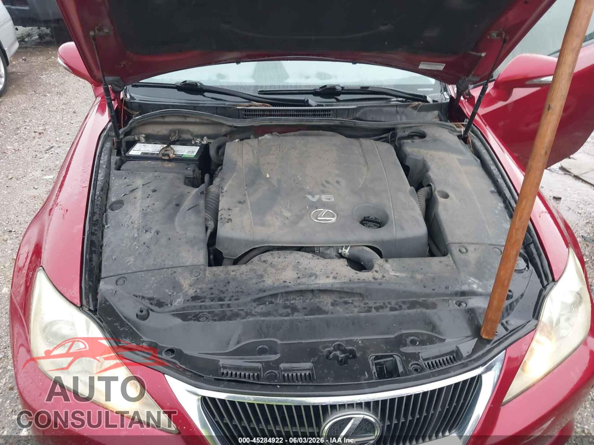 LEXUS IS 250C 2010 - JTHFF2C2XA2510216