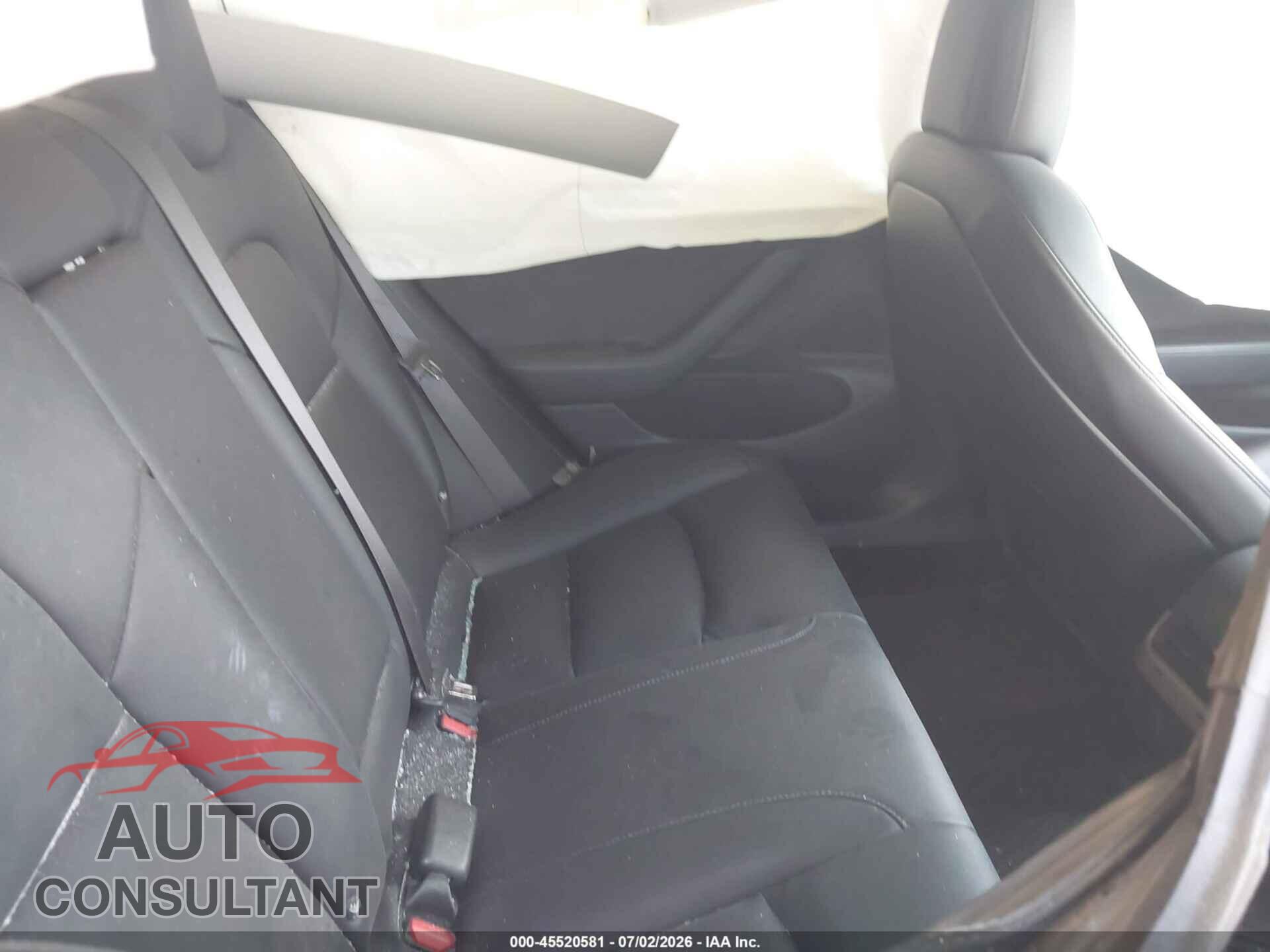 TESLA MODEL 3 2018 - 5YJ3E1EA4JF032135