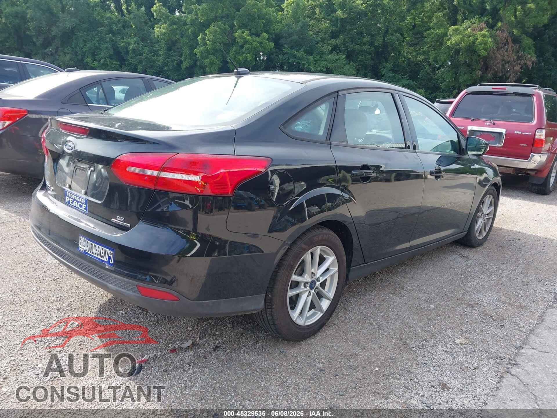 FORD FOCUS 2015 - 1FADP3F22FL295512