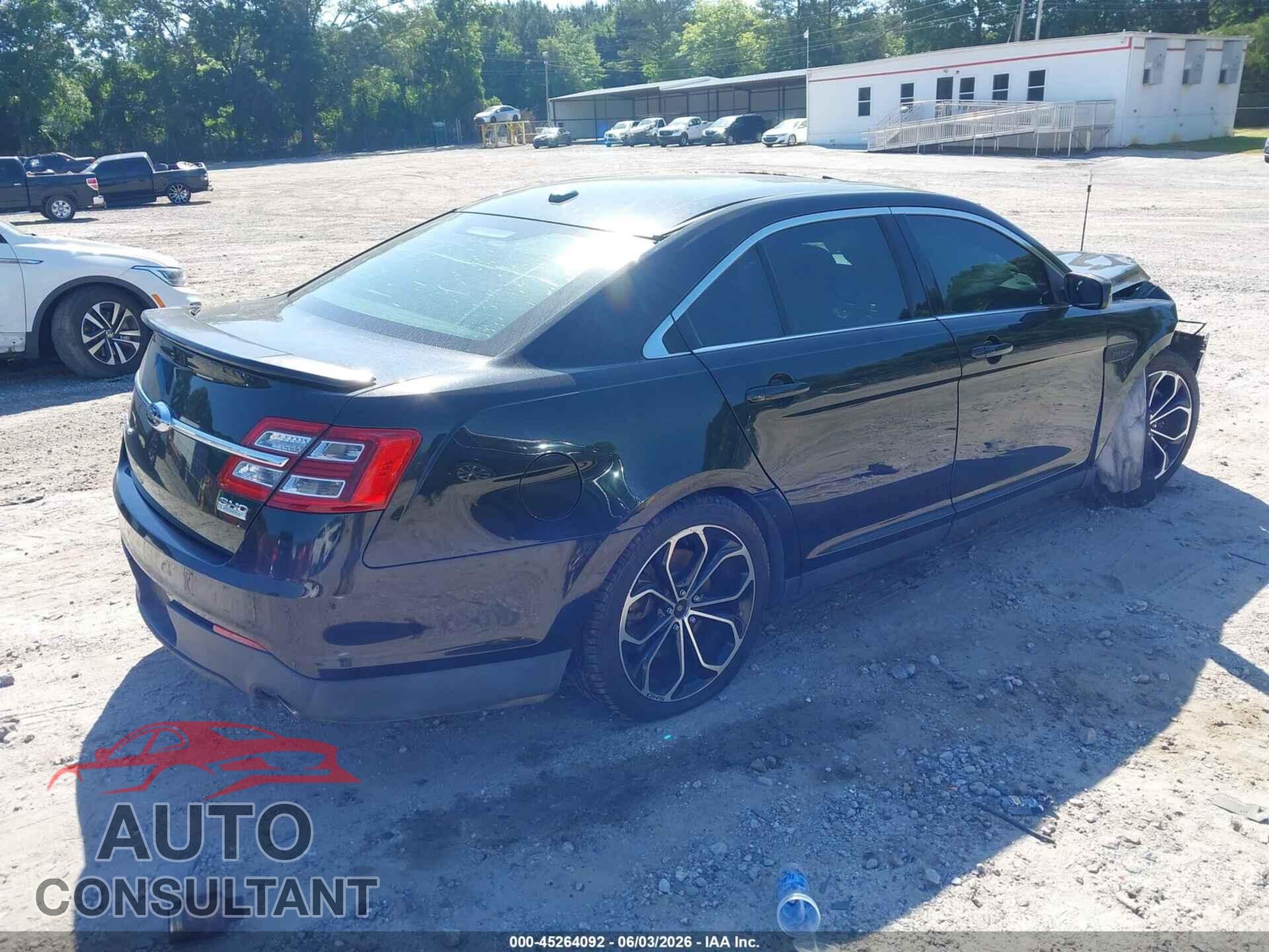 FORD TAURUS 2013 - 1FAHP2KT2DG224682