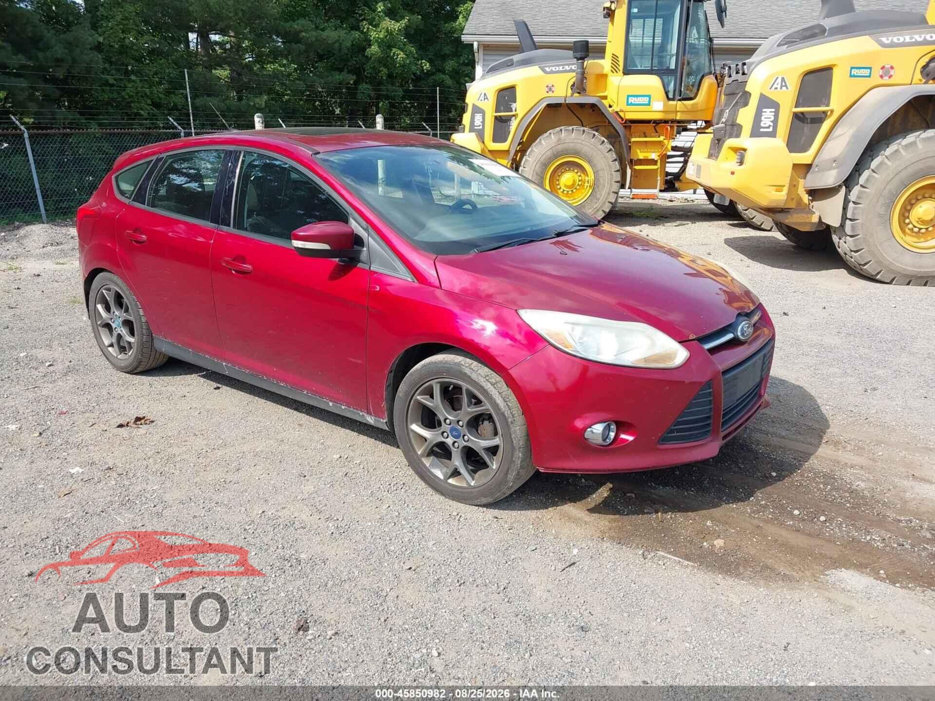 FORD FOCUS 2014 - 1FADP3K23EL128726