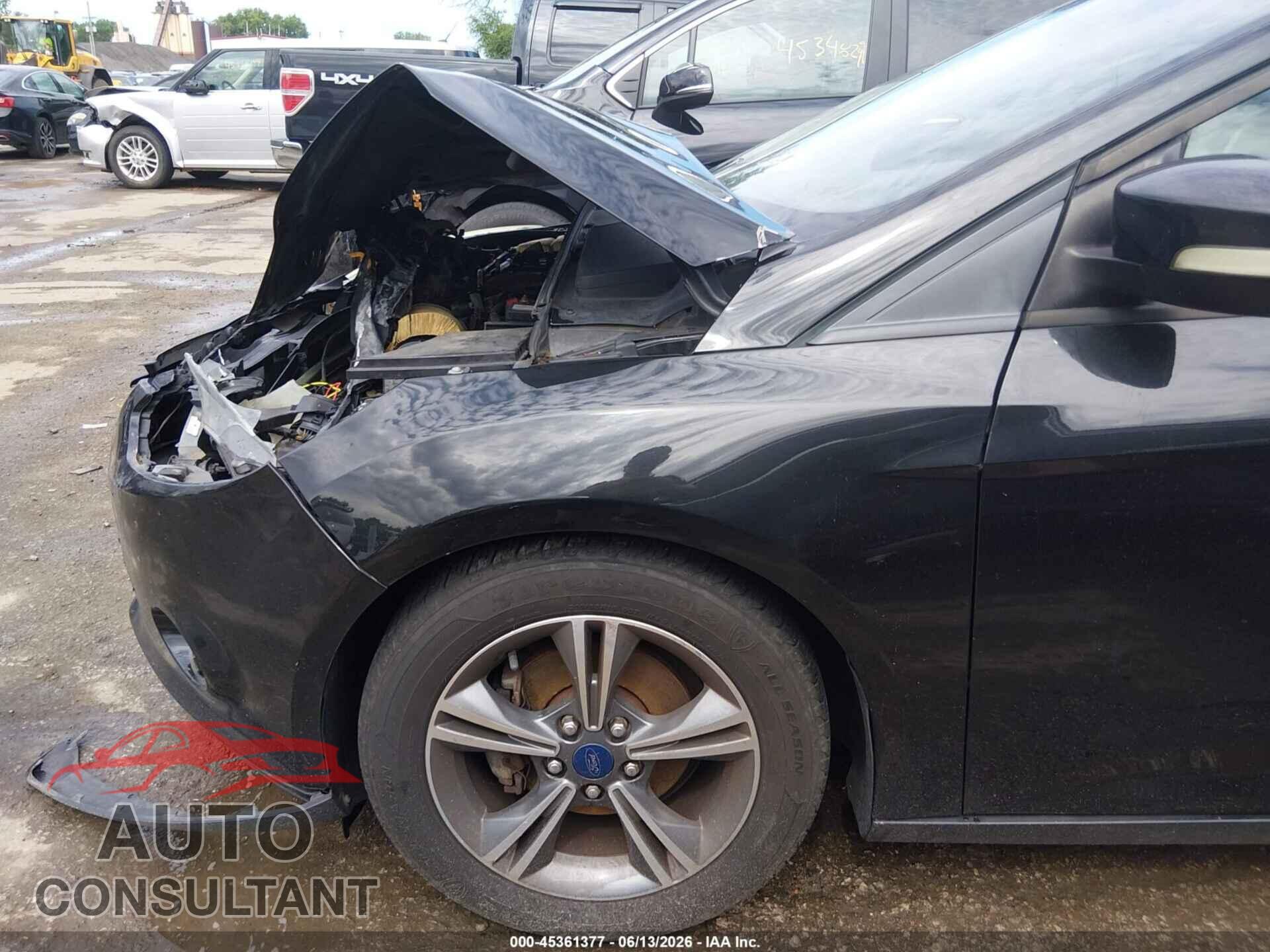 FORD FOCUS 2014 - 1FADP3F22EL449697