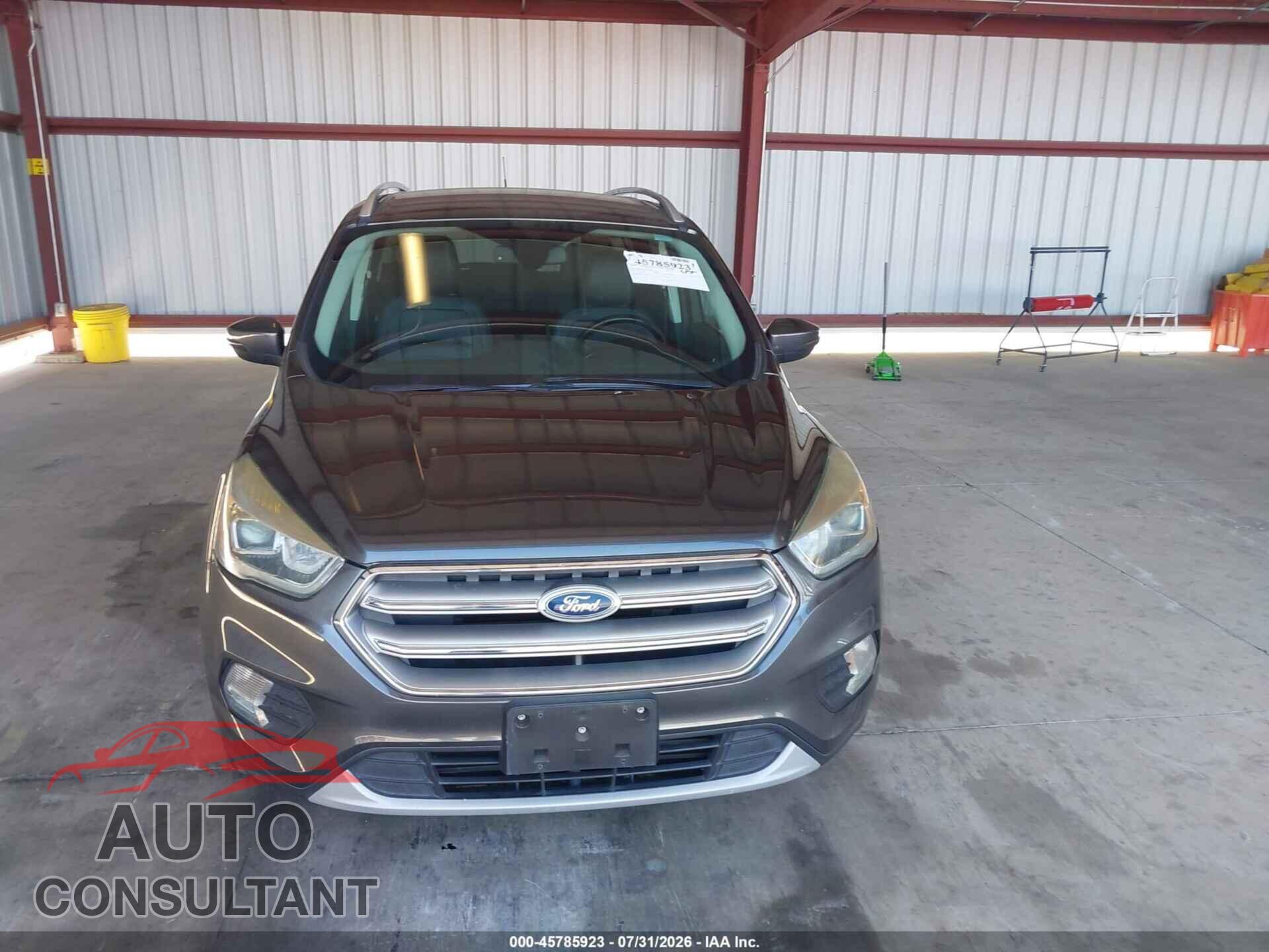 FORD ESCAPE 2017 - 1FMCU0JD7HUC80647