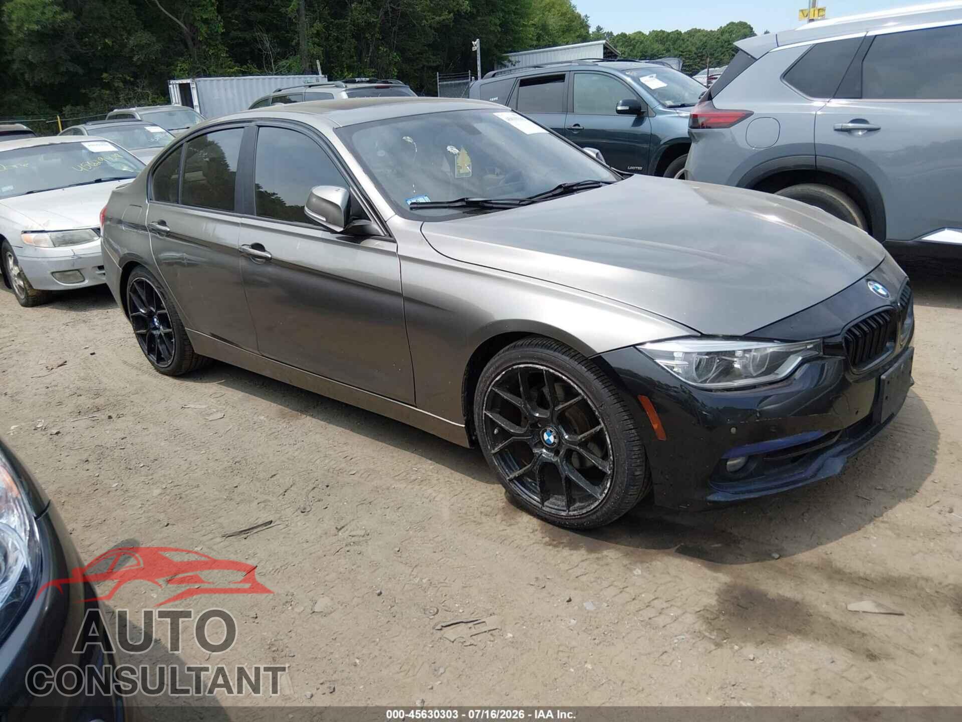 BMW 328I 2016 - WBA8E3G50GNU02151