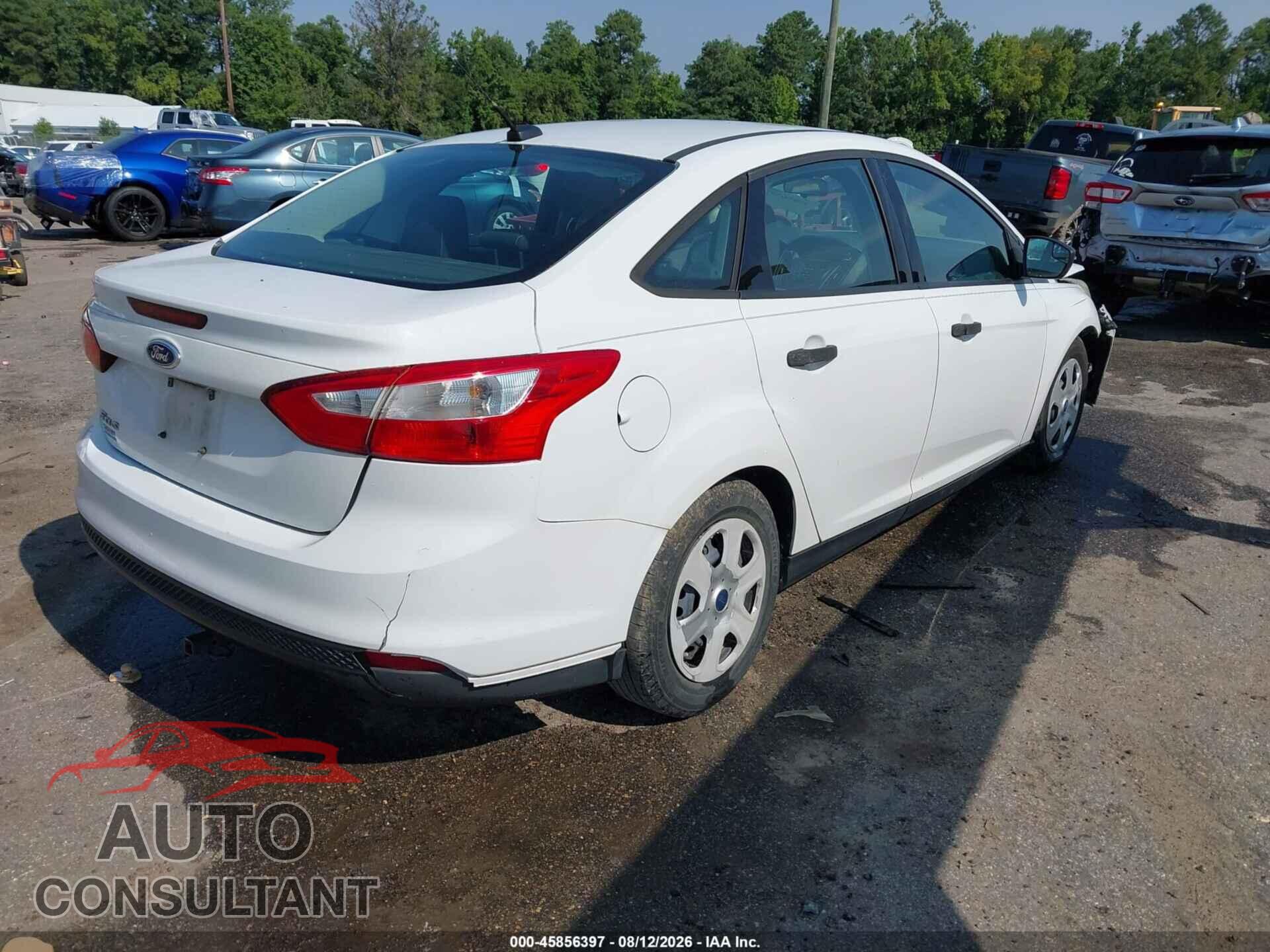 FORD FOCUS 2014 - 1FADP3E26EL127615
