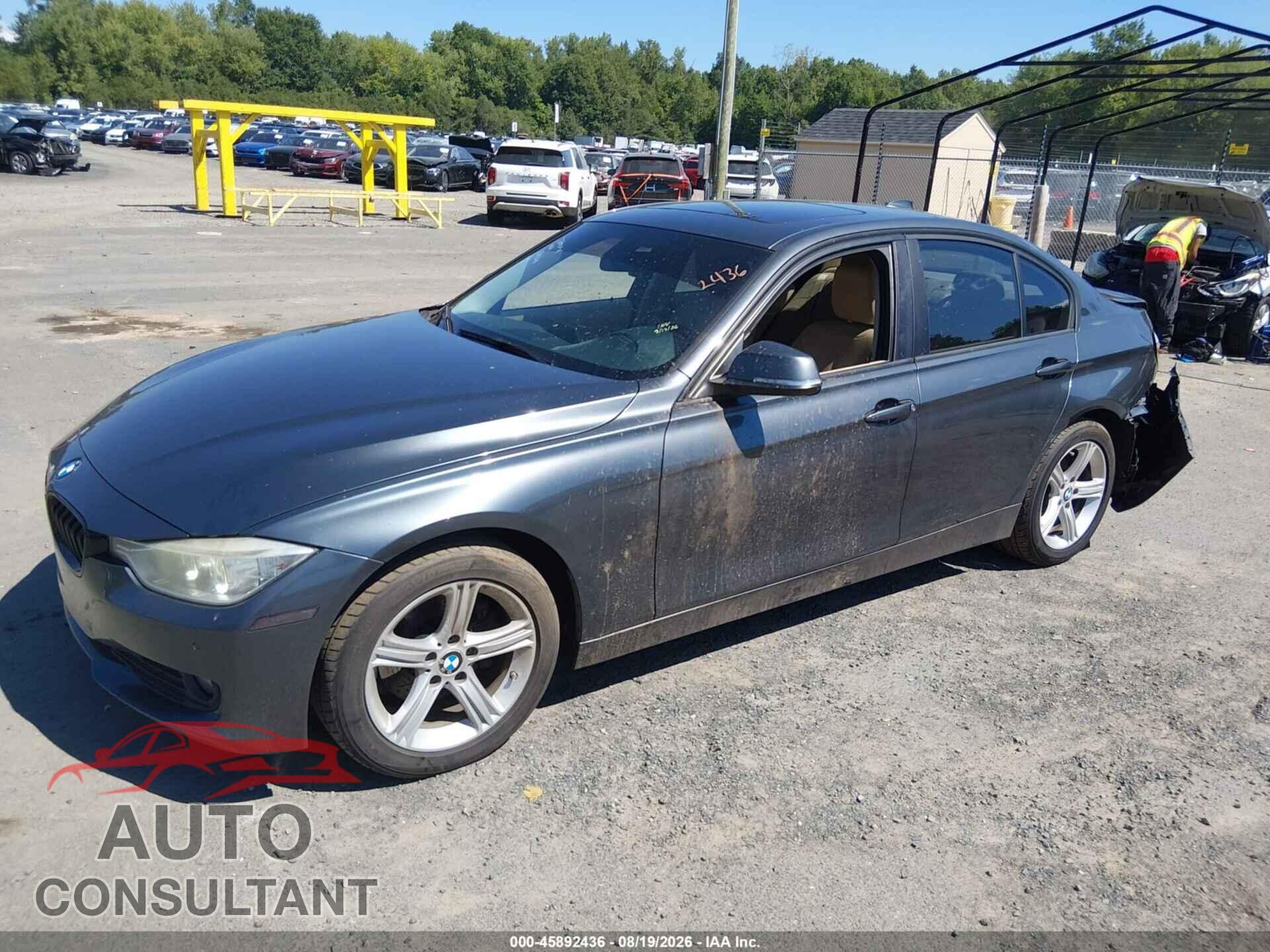 BMW 320I 2014 - WBA3C3C5XEPV90183