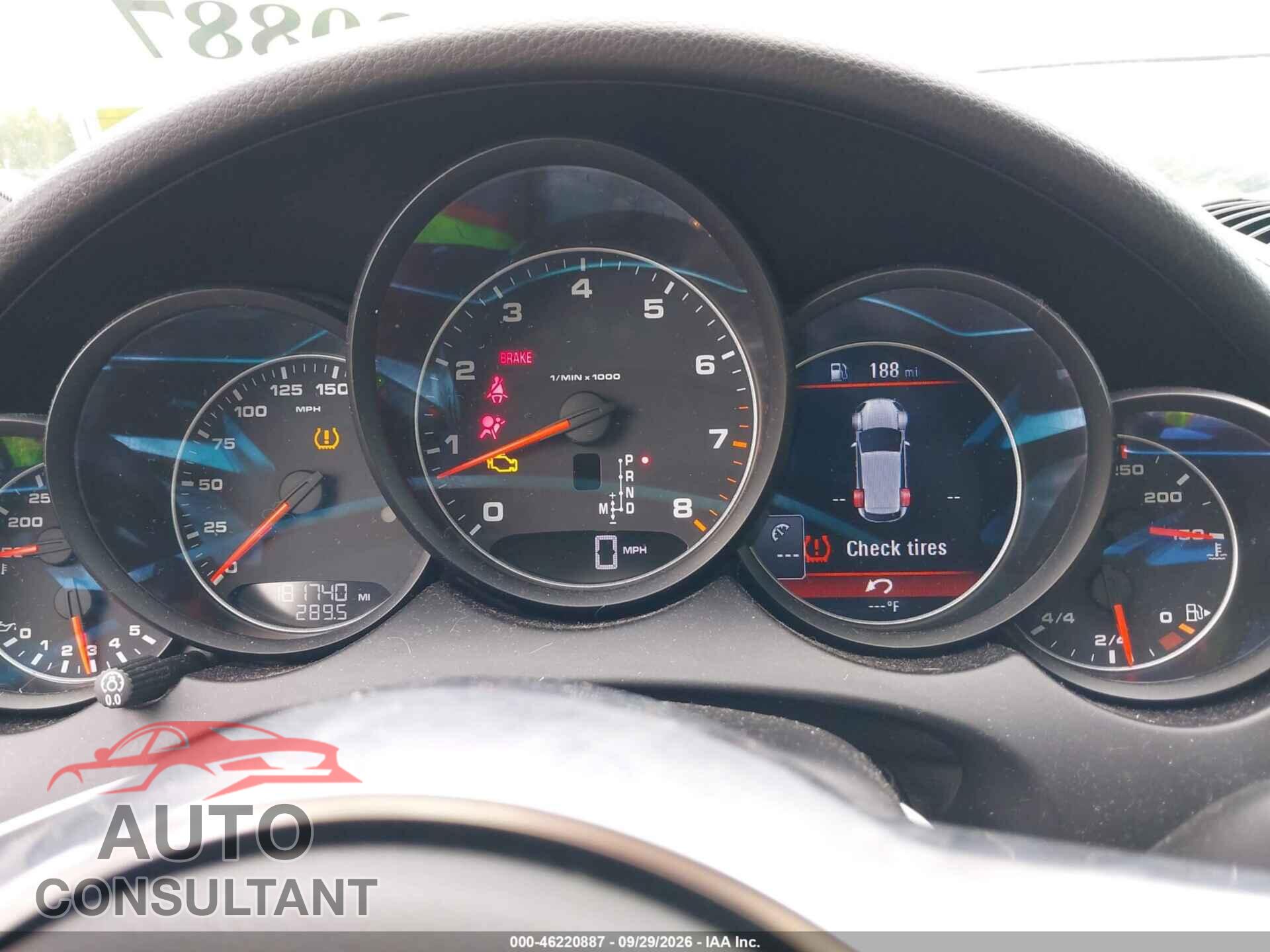 PORSCHE CAYENNE 2018 - WP1AA2A25JKA03686