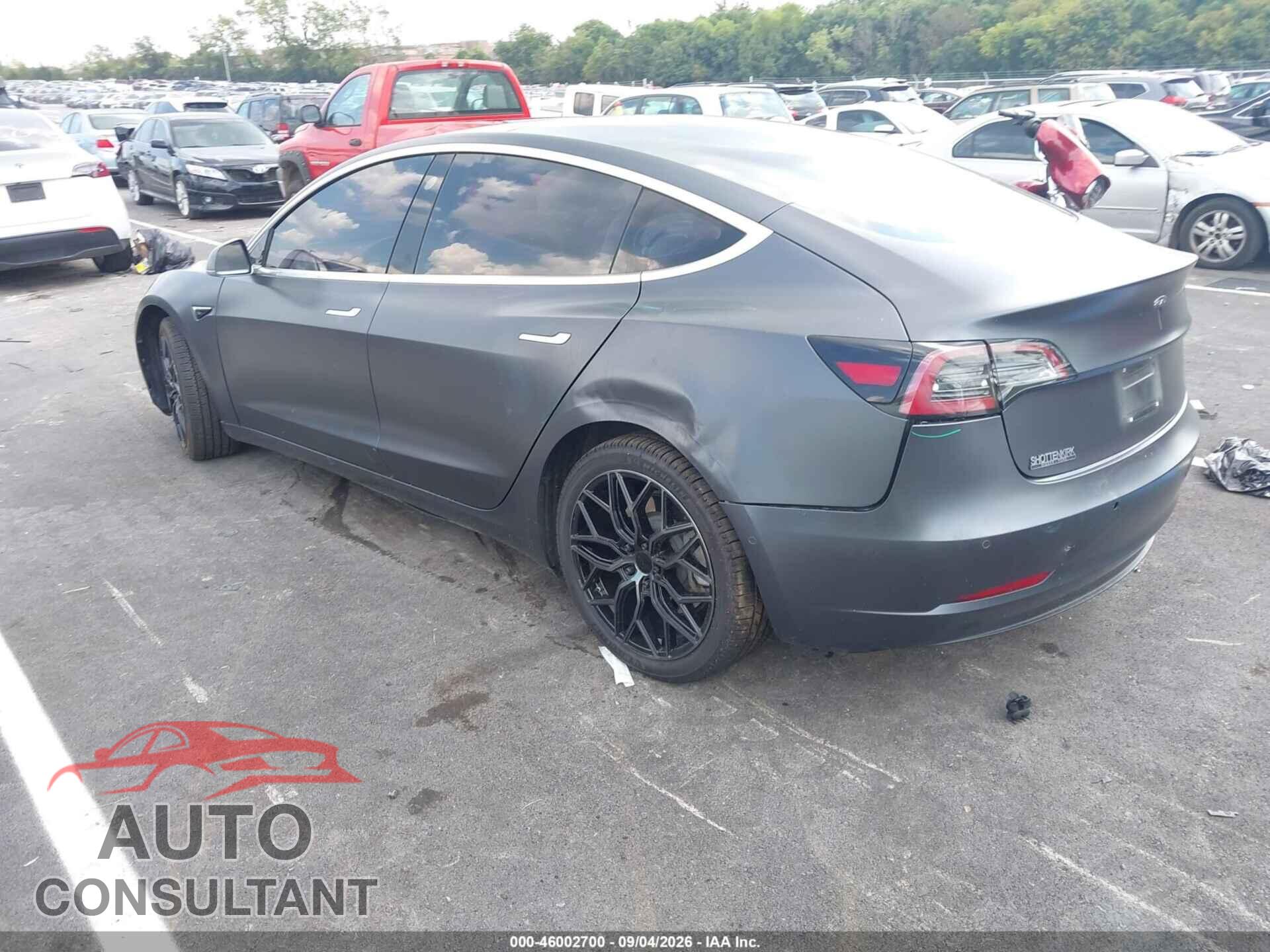 TESLA MODEL 3 2018 - 5YJ3E1EB8JF099393
