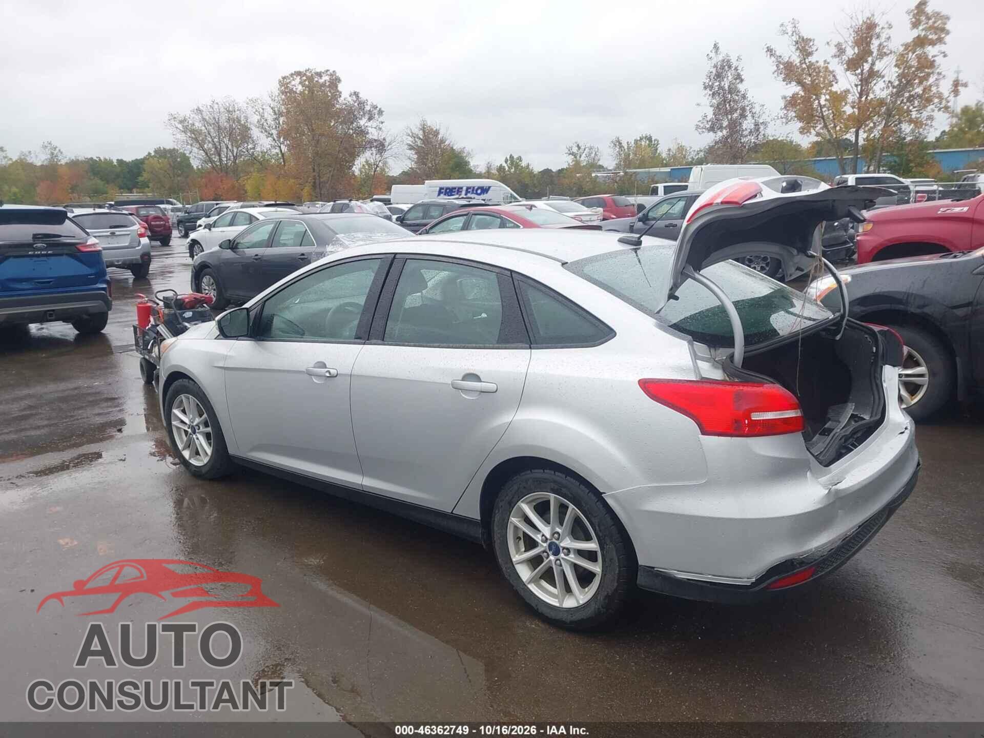 FORD FOCUS 2017 - 1FADP3F23HL340167