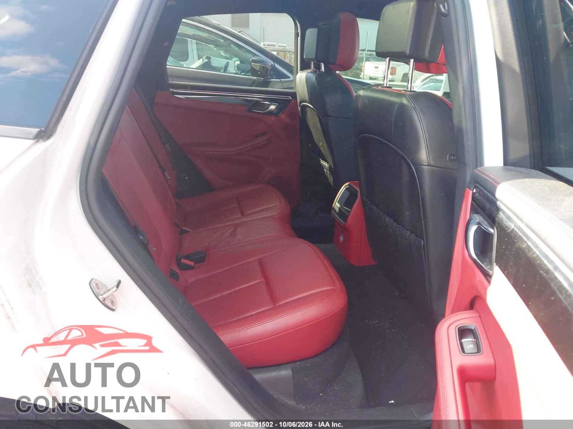 PORSCHE MACAN 2015 - WP1AB2A55FLB56805