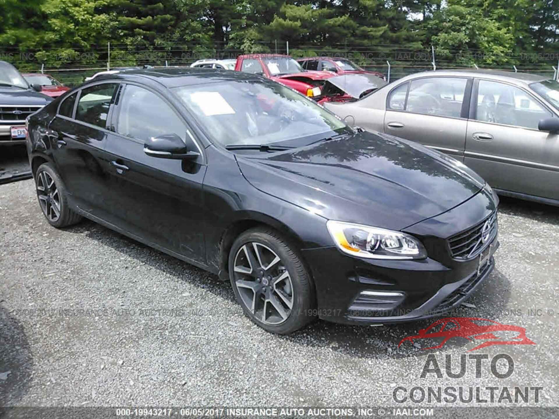 Volvo S60 2017 - YV126MFL3H2432477