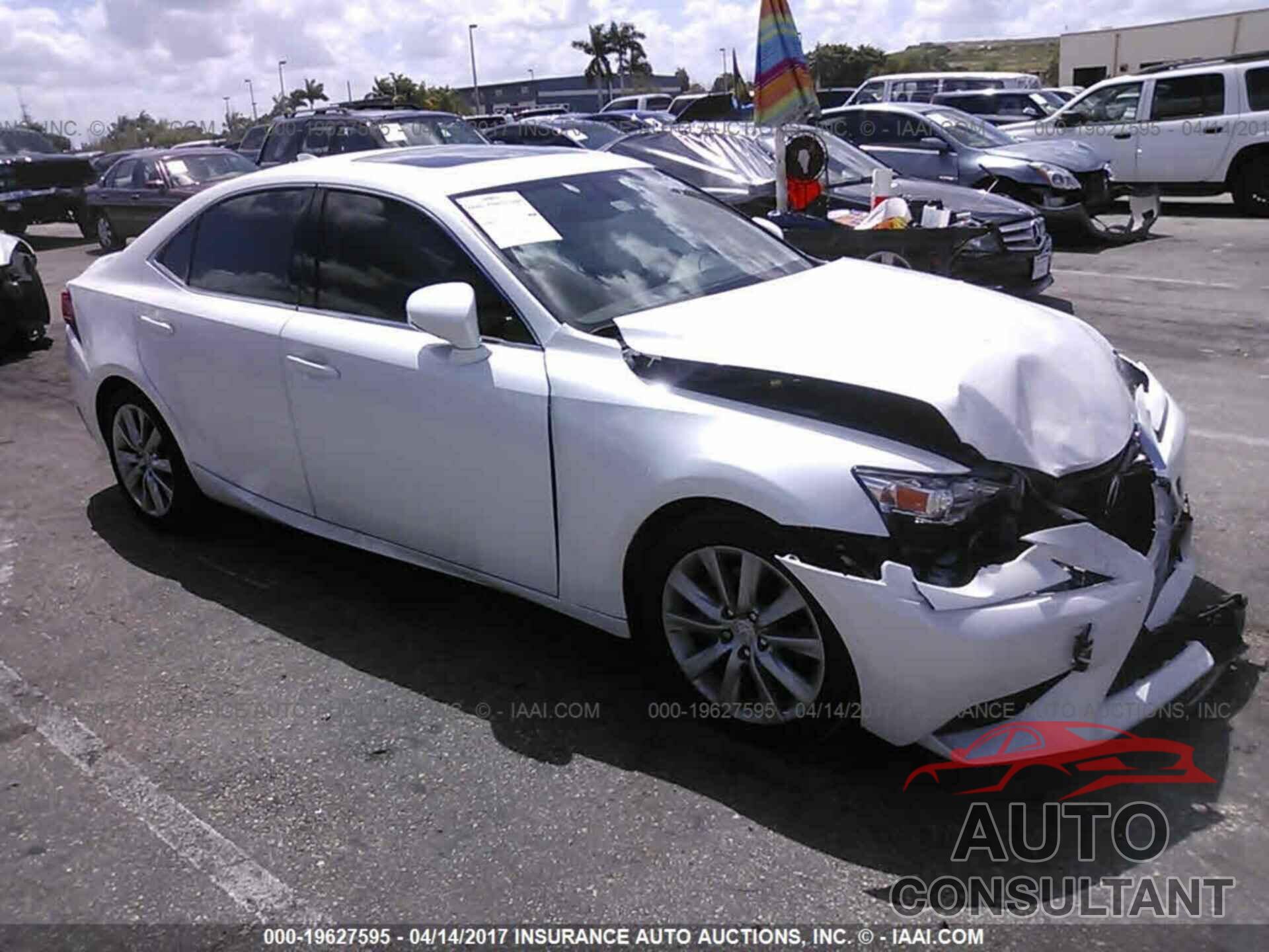 Lexus Is 2015 - JTHBF1D24F5073035