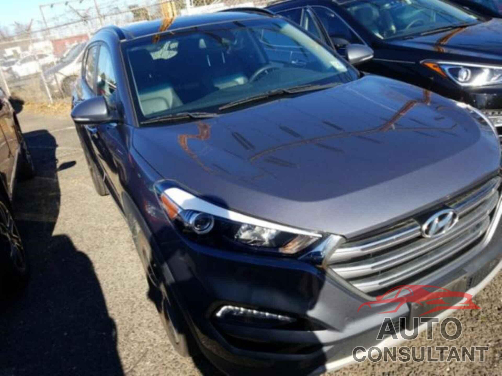 HYUNDAI TUCSON 2018 - KM8J3CA29JU610157
