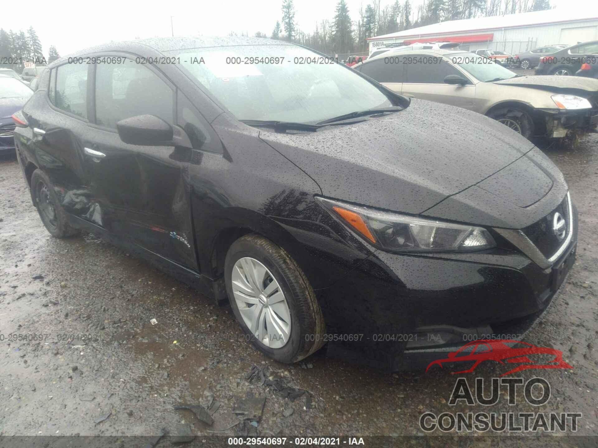 NISSAN LEAF 2018 - 1N4AZ1CP4JC313194