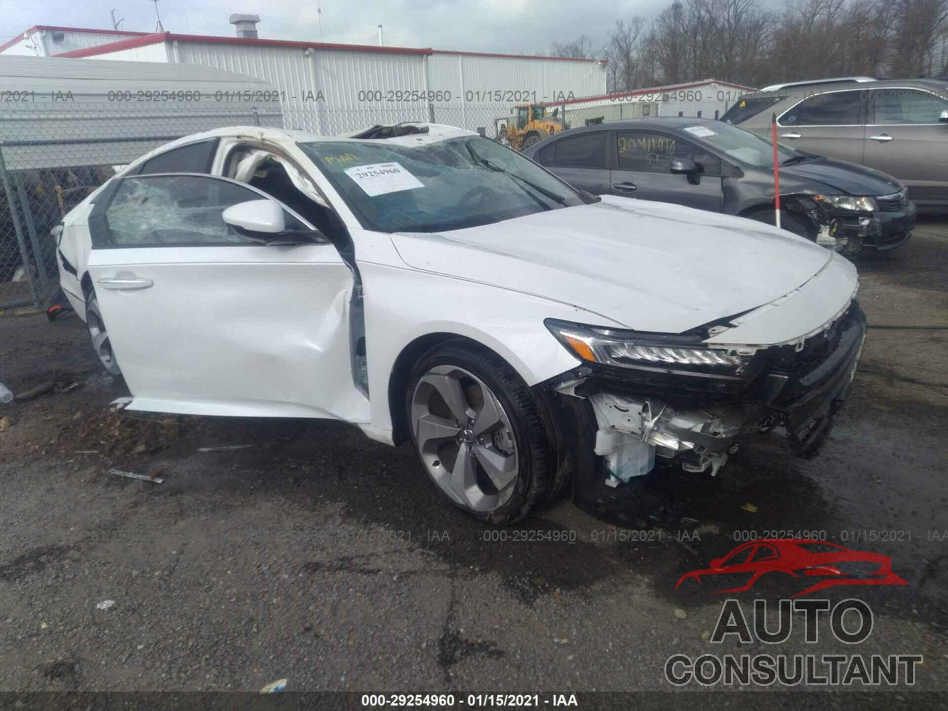 HONDA ACCORD SEDAN 2018 - 1HGCV2F95JA052267