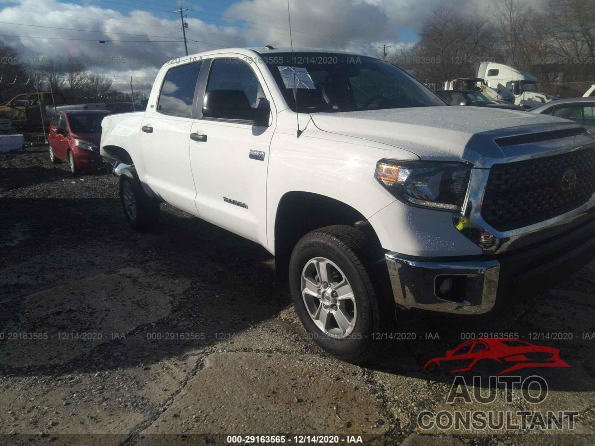 TOYOTA TUNDRA 4WD 2018 - 5TFDY5F10JX746254