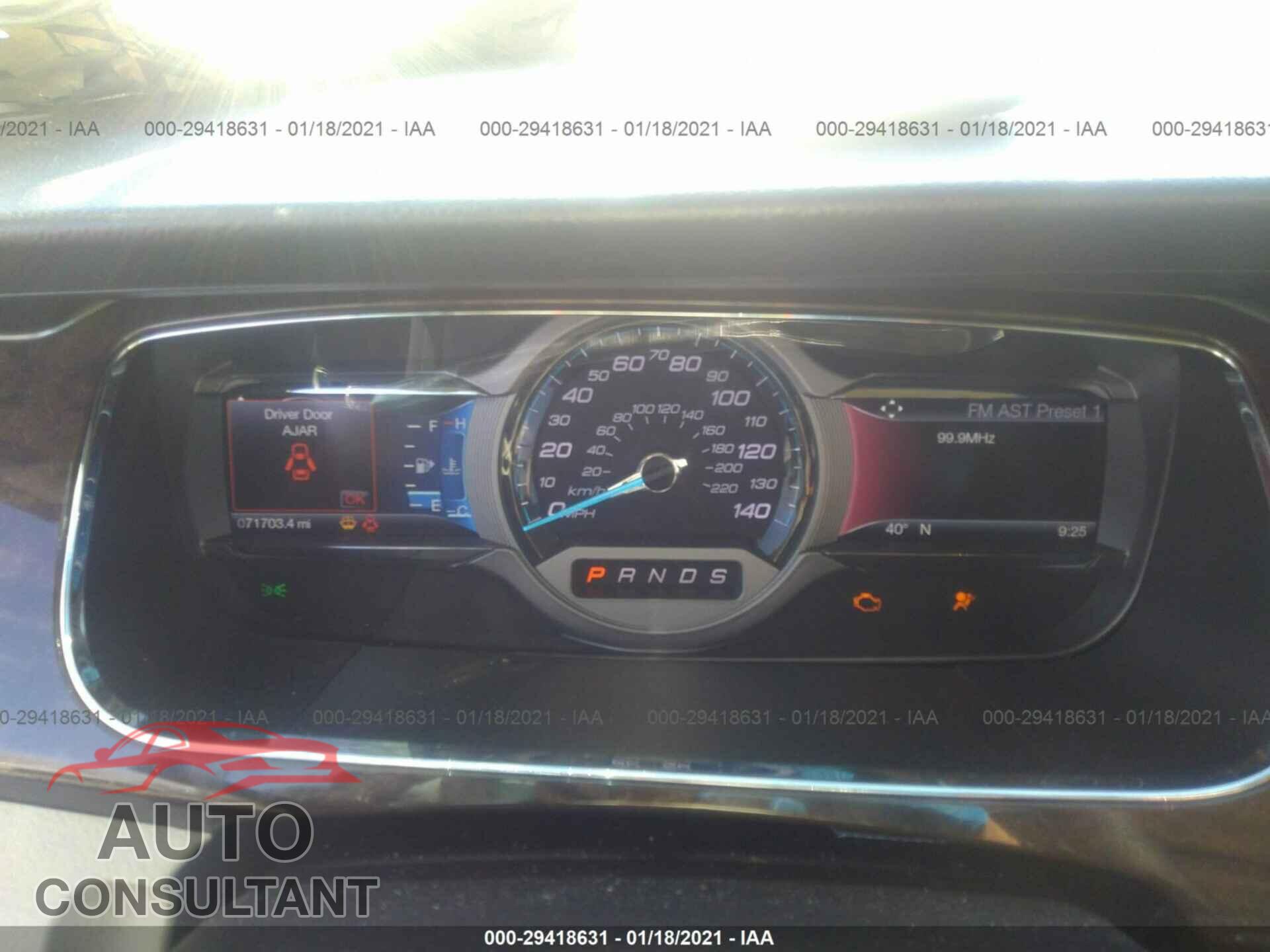 FORD TAURUS 2017 - 1FAHP2F82HG120978