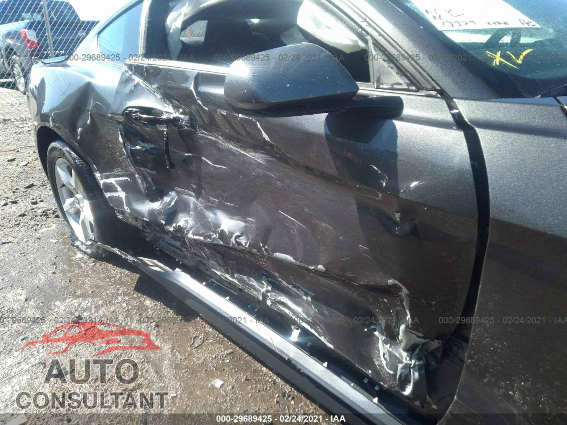 FORD MUSTANG 2019 - 1FA6P8TH1K5132332