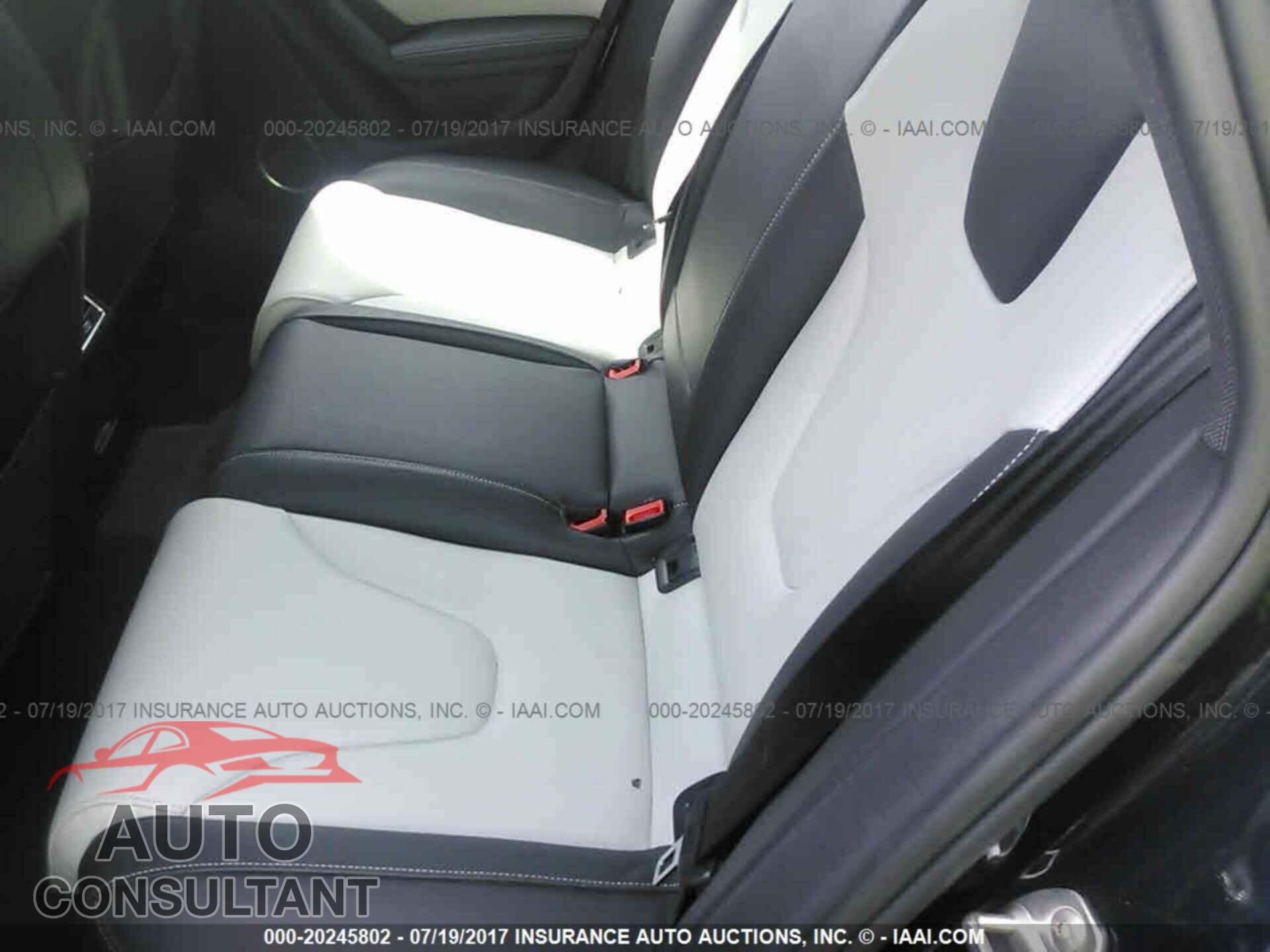 Audi S4 2013 - WAUDGAFL2DA087157
