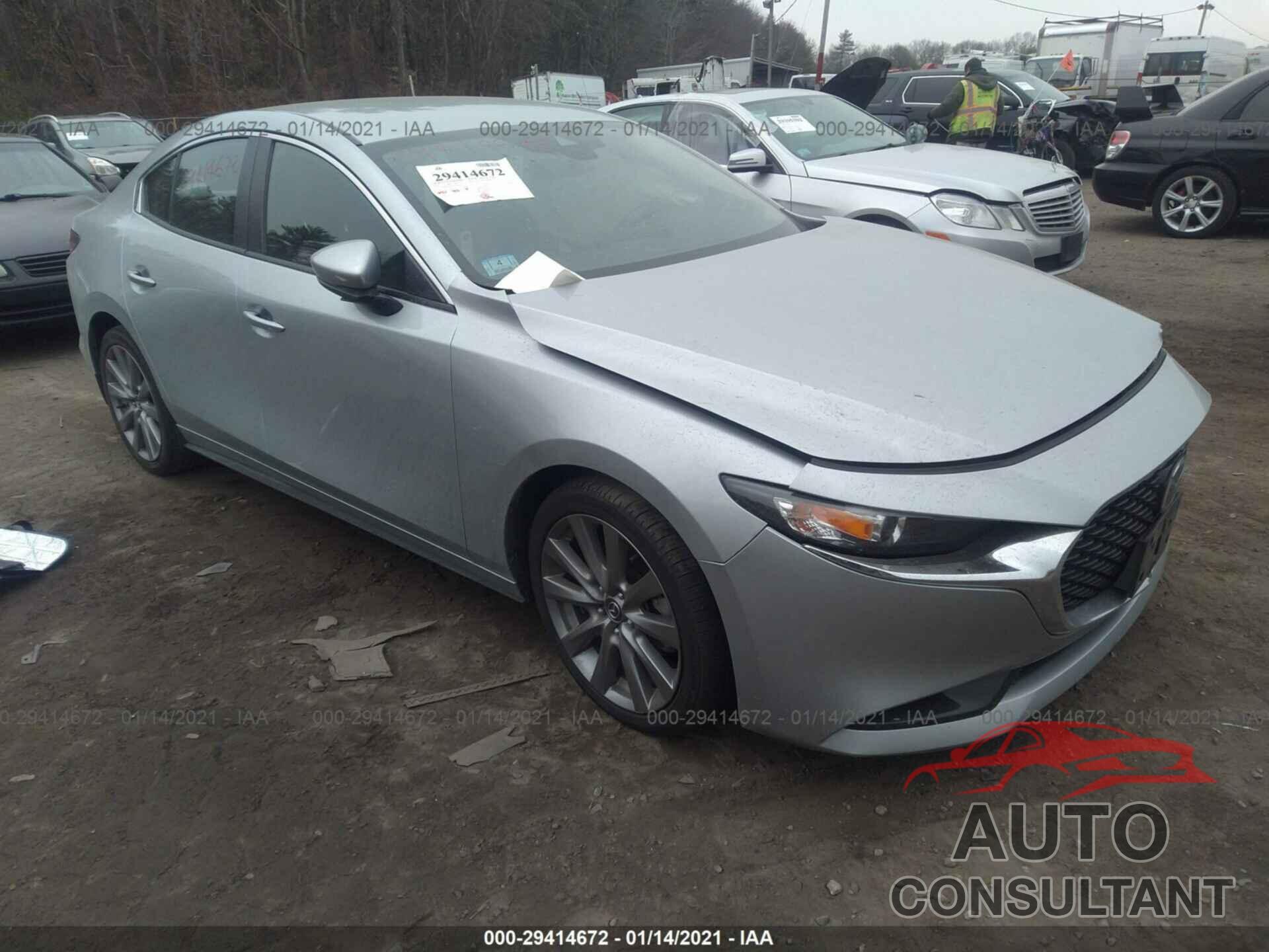 MAZDA MAZDA3 SEDAN 2019 - JM1BPBCMXK1107438