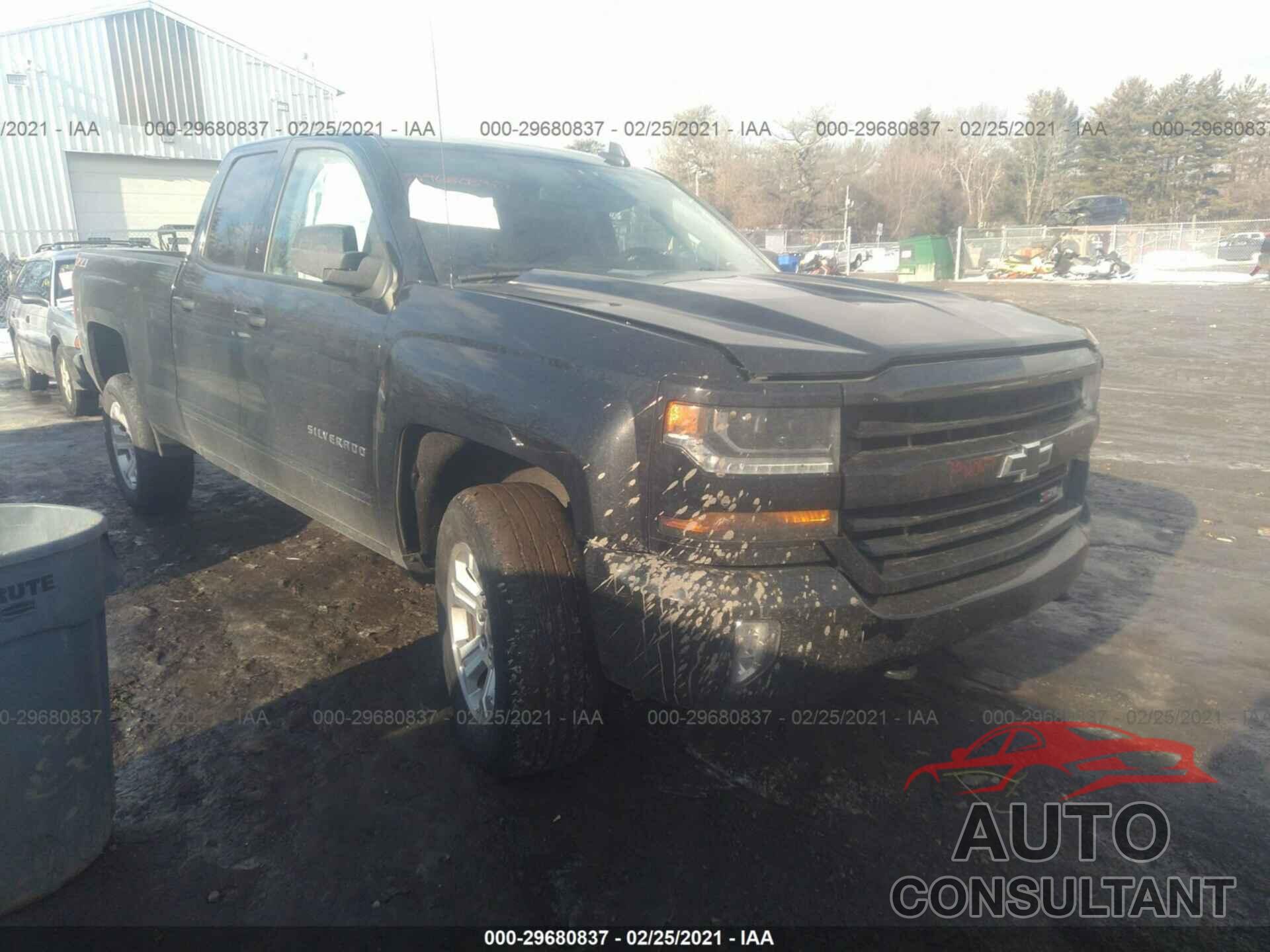 CHEVROLET SILVERADO 1500 2018 - 1GCVKREC4JZ221900
